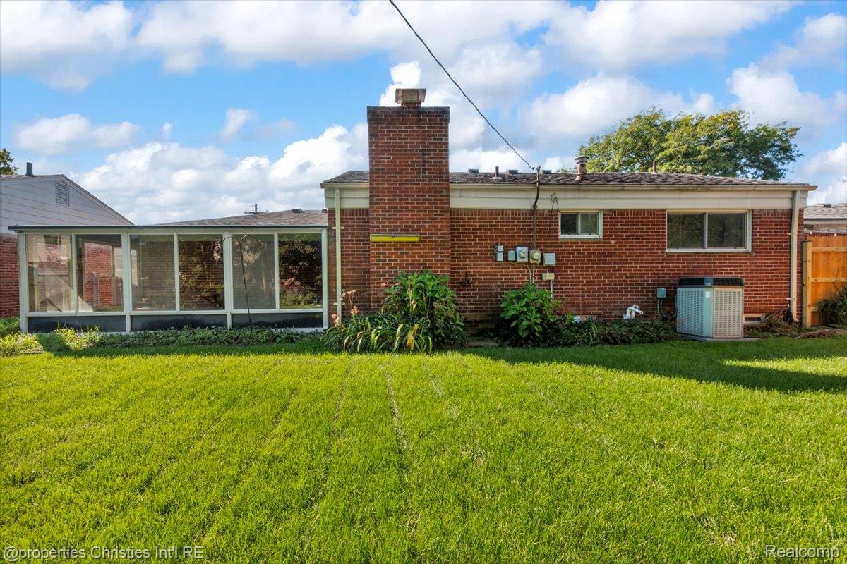 18035 Fairwood Drive