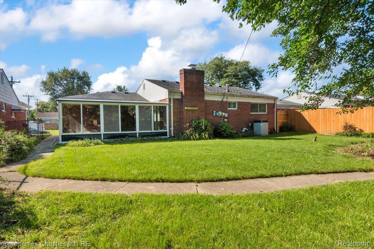 18035 Fairwood Drive