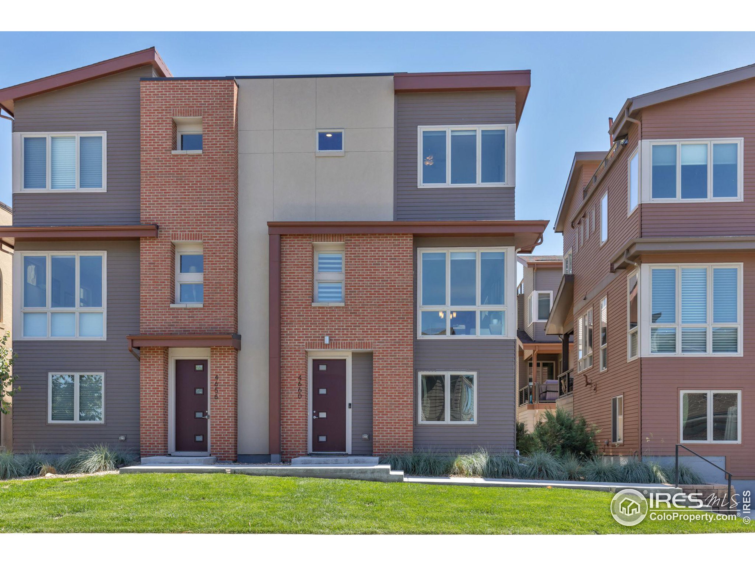 4660 W 50th Pl