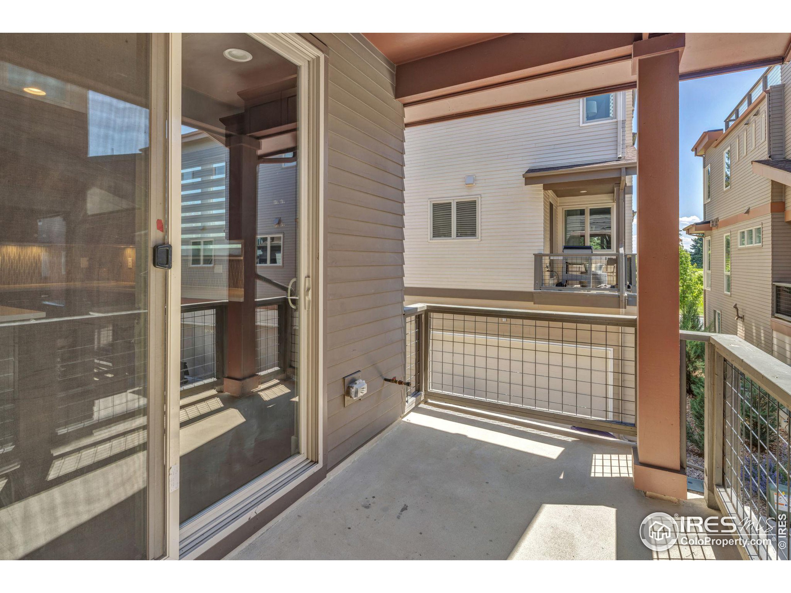 4660 W 50th Pl
