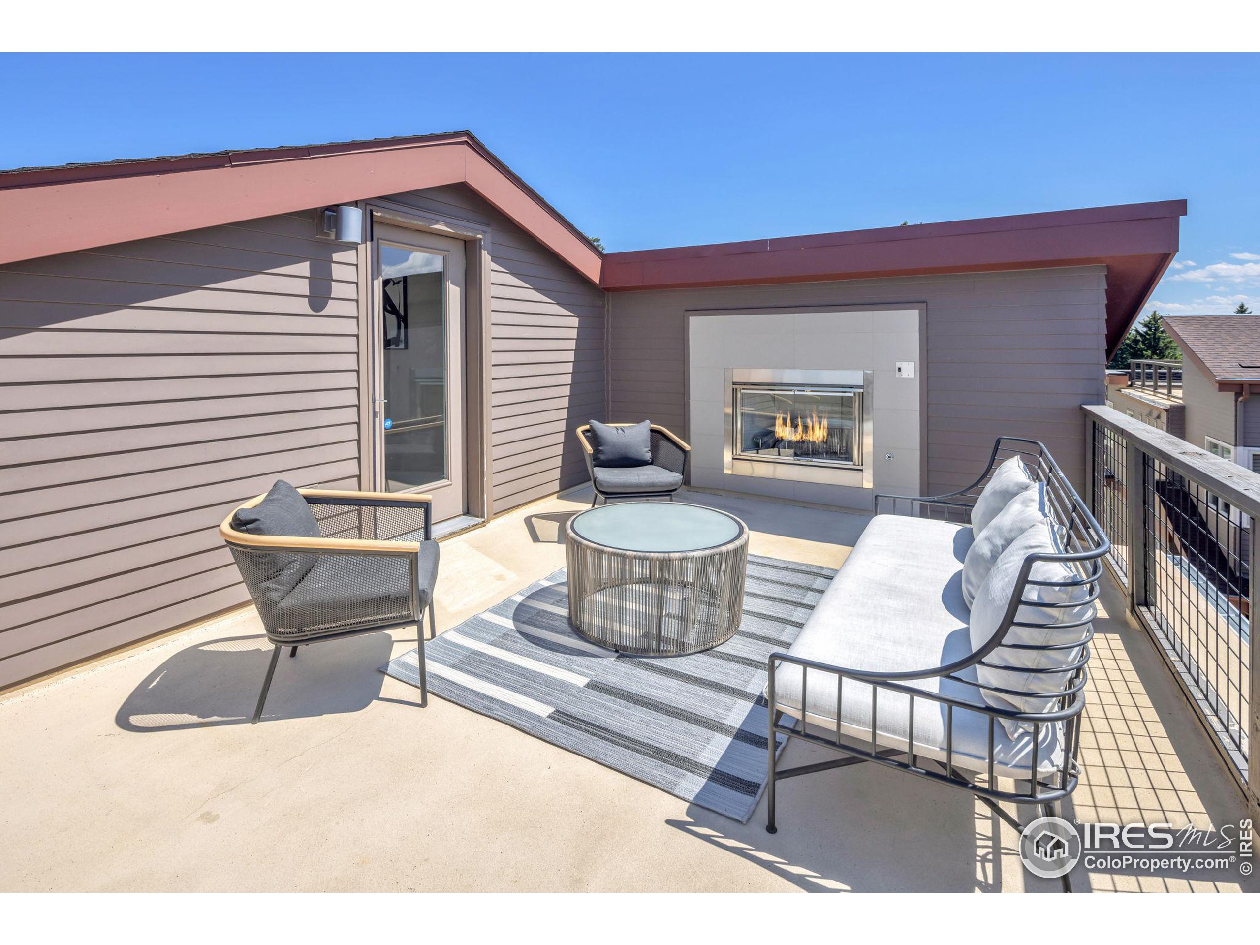 4660 W 50th Pl