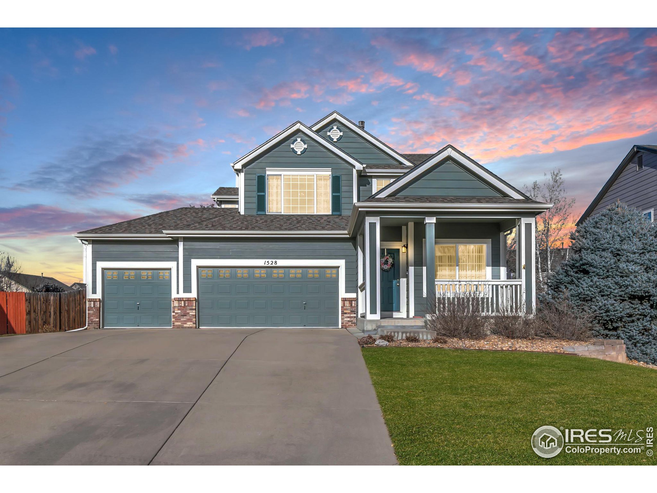 1528 Prairie Hawk Dr