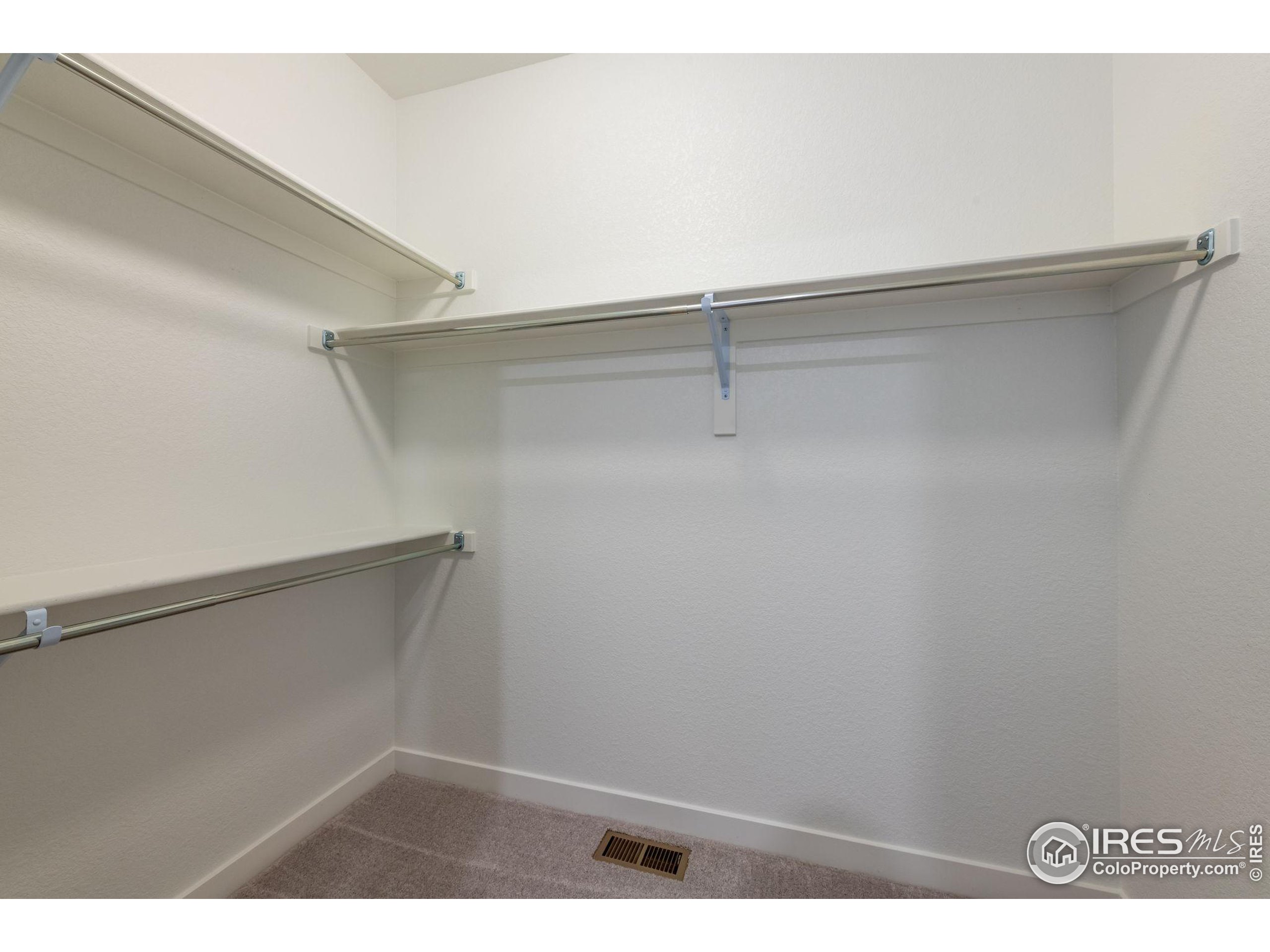 17712 Elati St