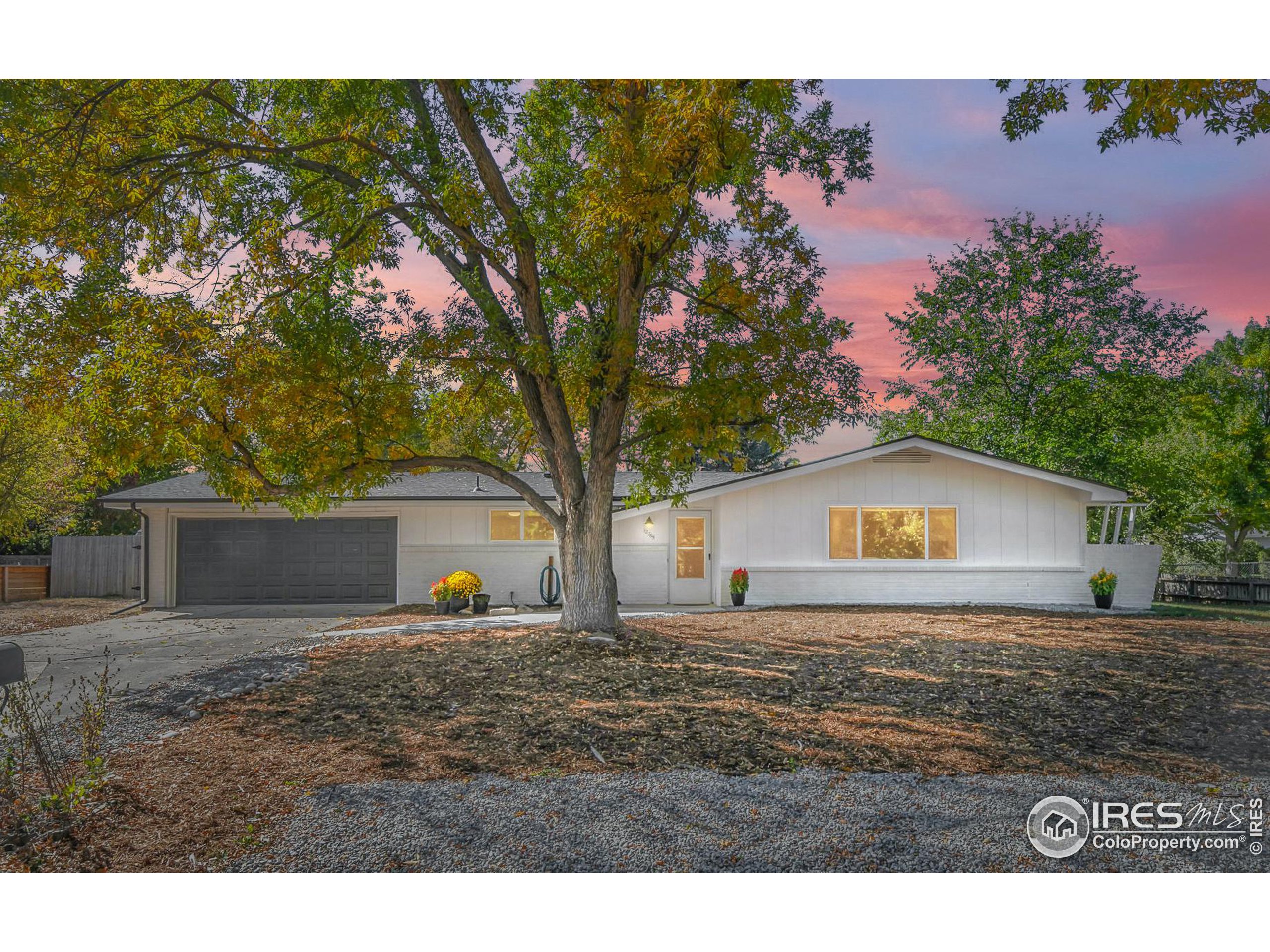12765 Columbine Dr