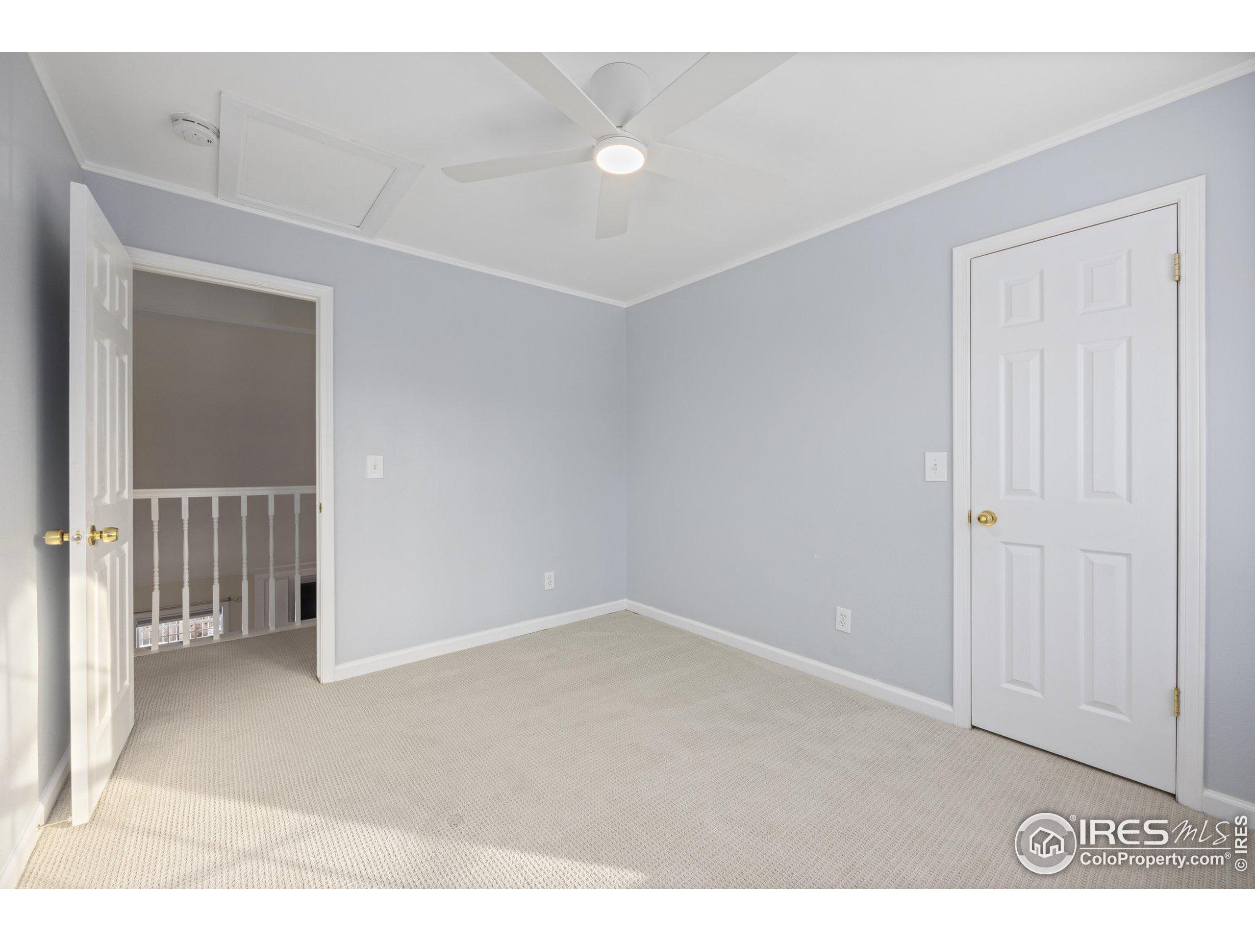 568 W Sandbar Cir