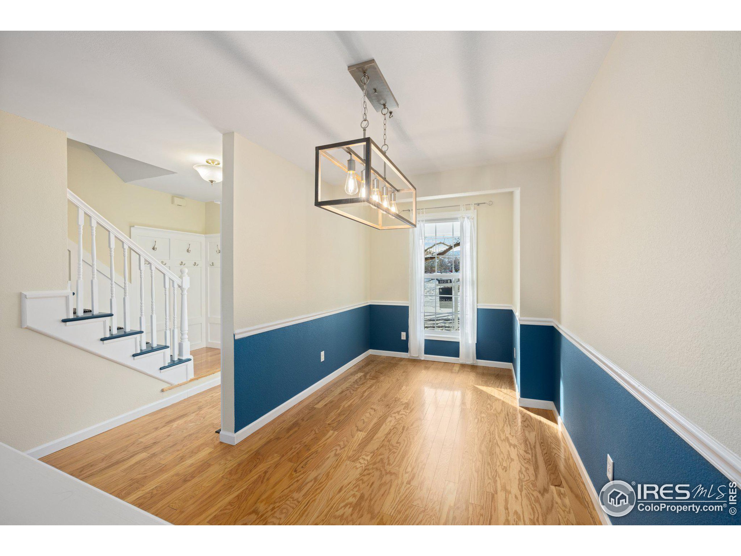 568 W Sandbar Cir