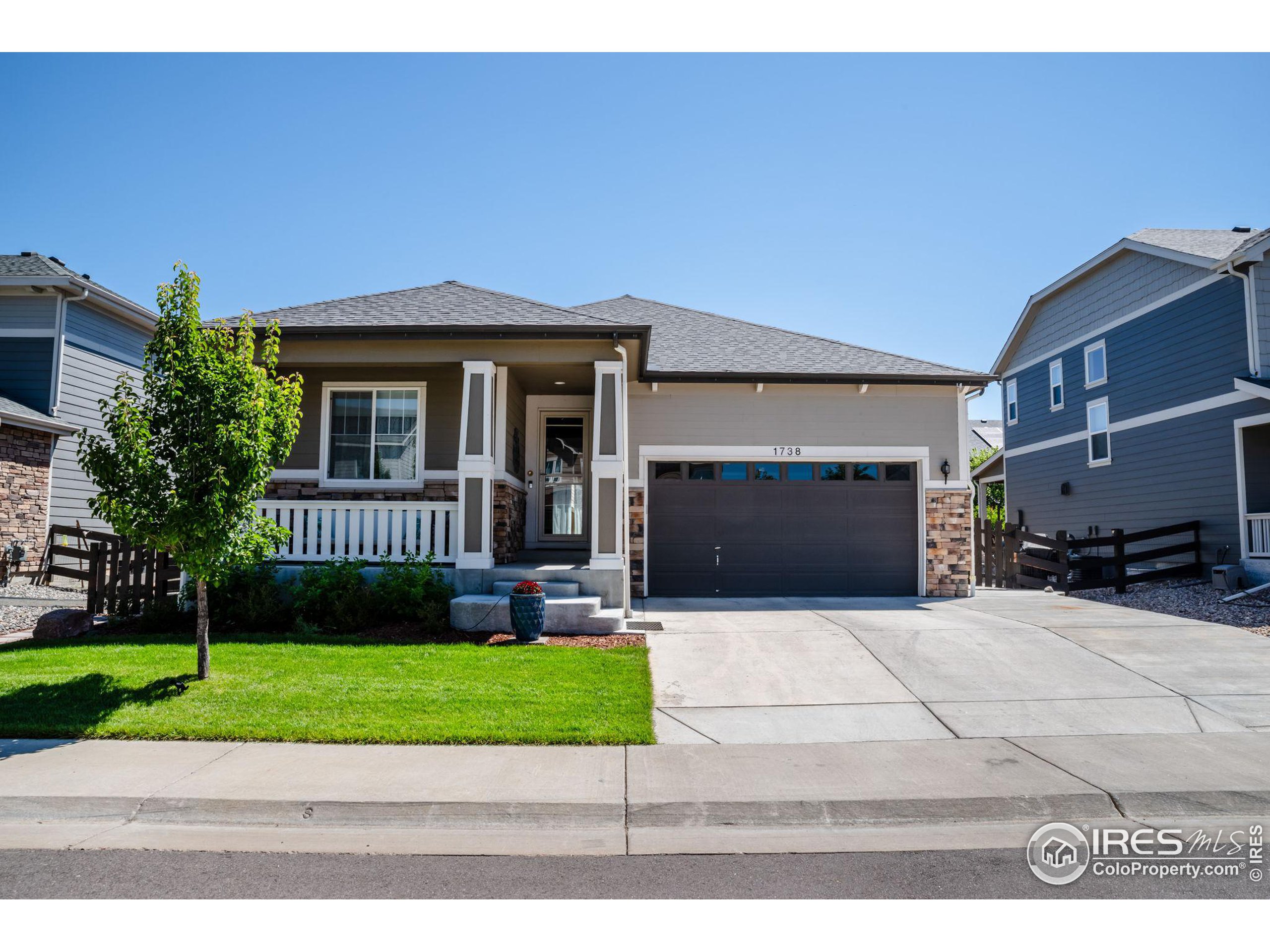 1738 Dusty Boot Dr