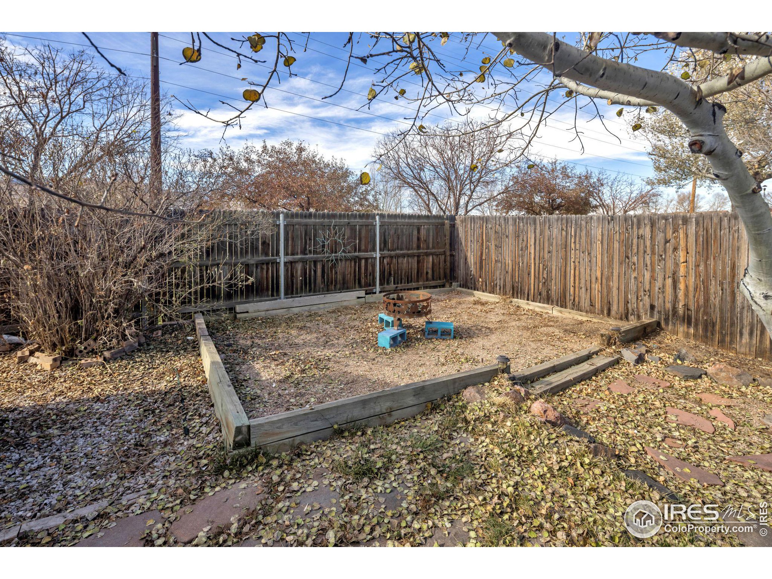 3018 Stadium Ct