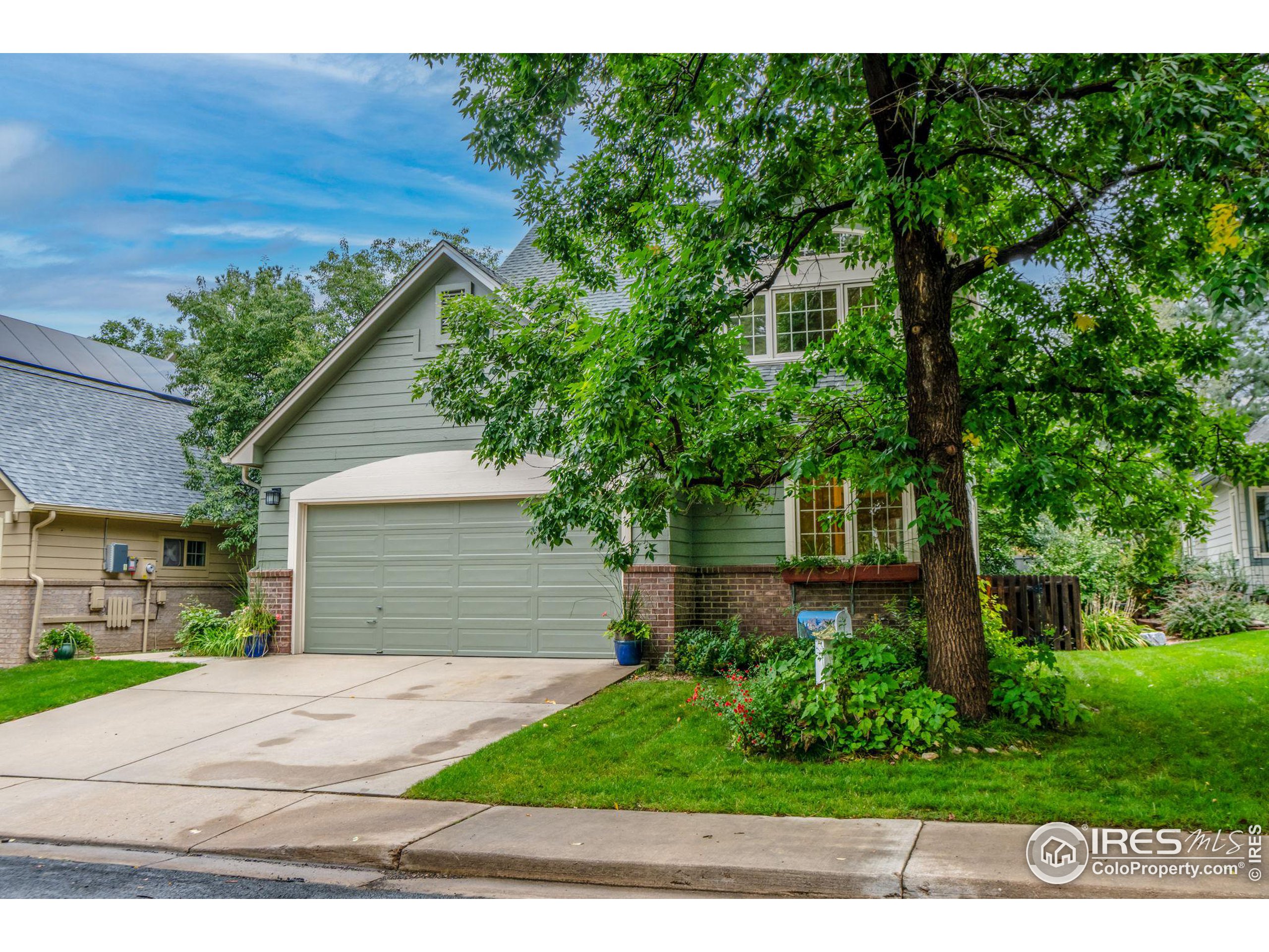 1520 Lodge Ct