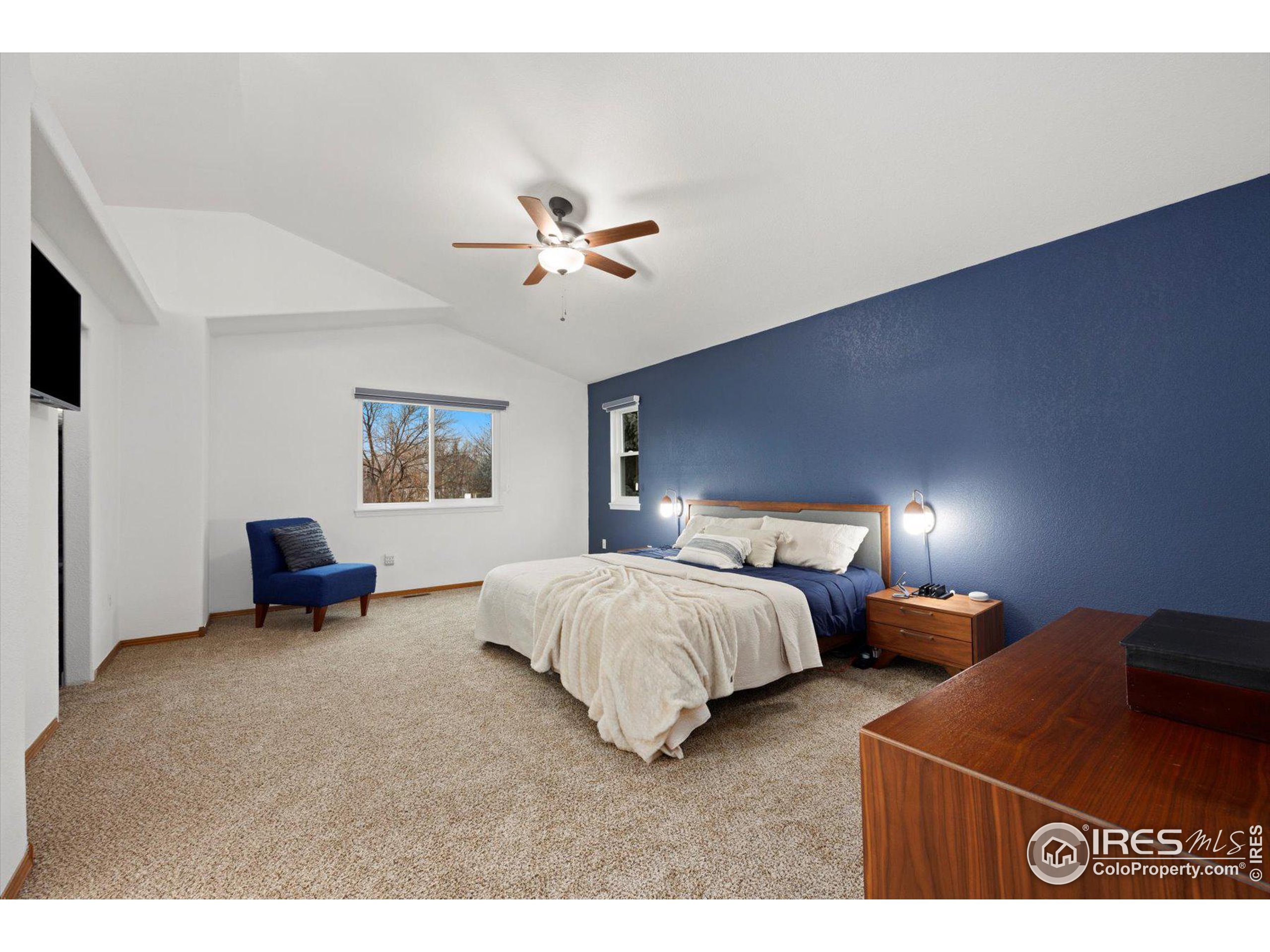 3441 Larkspur Dr