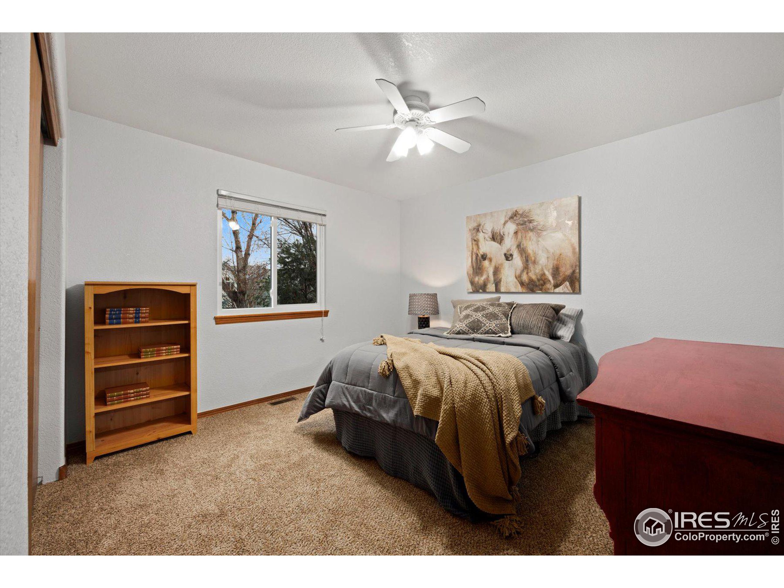 3441 Larkspur Dr