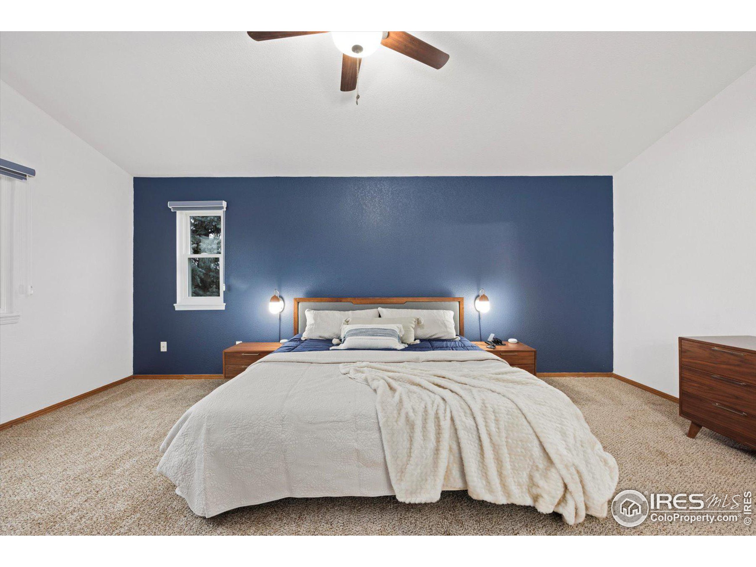 3441 Larkspur Dr