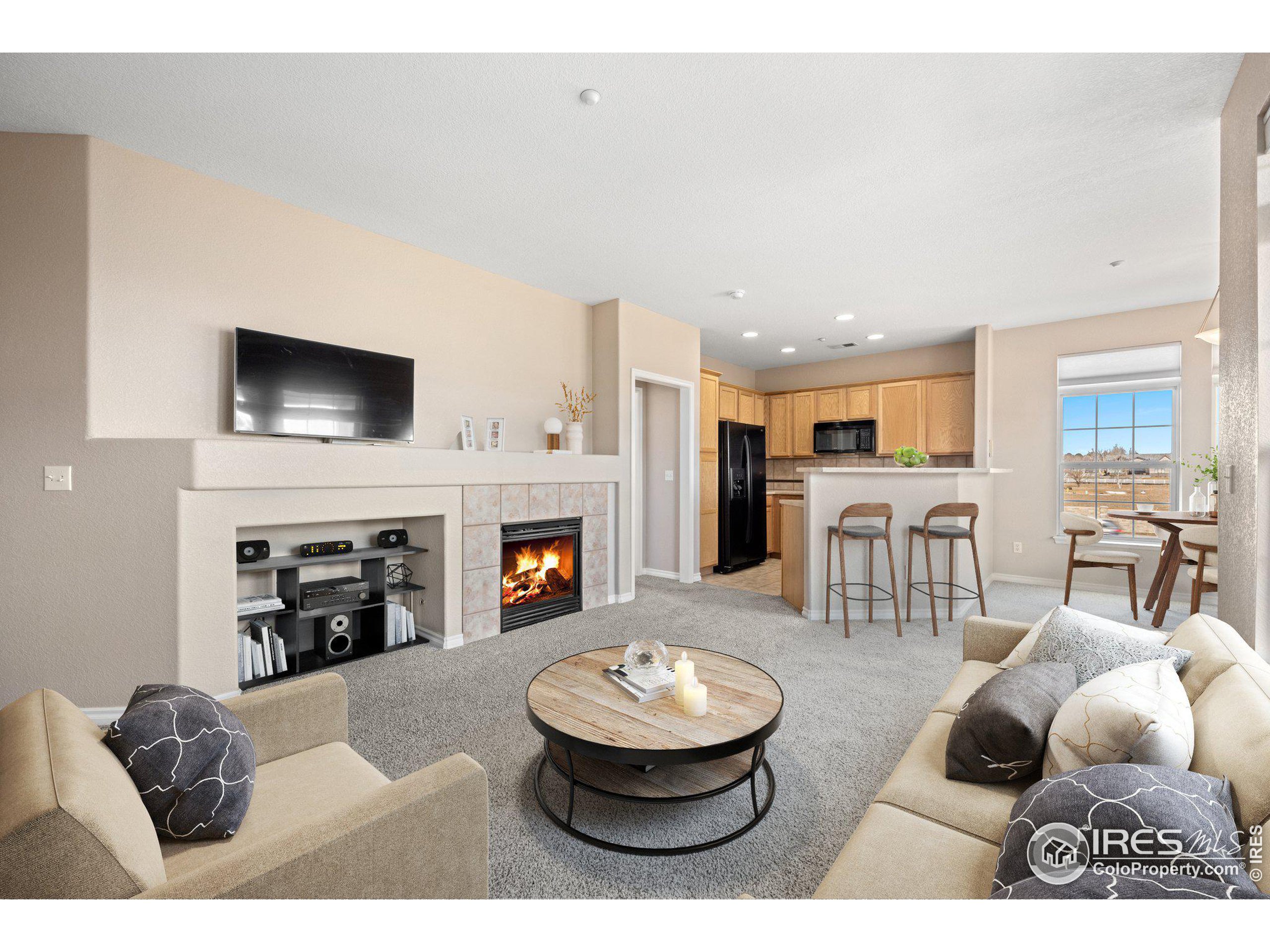 3307 Molly Ln