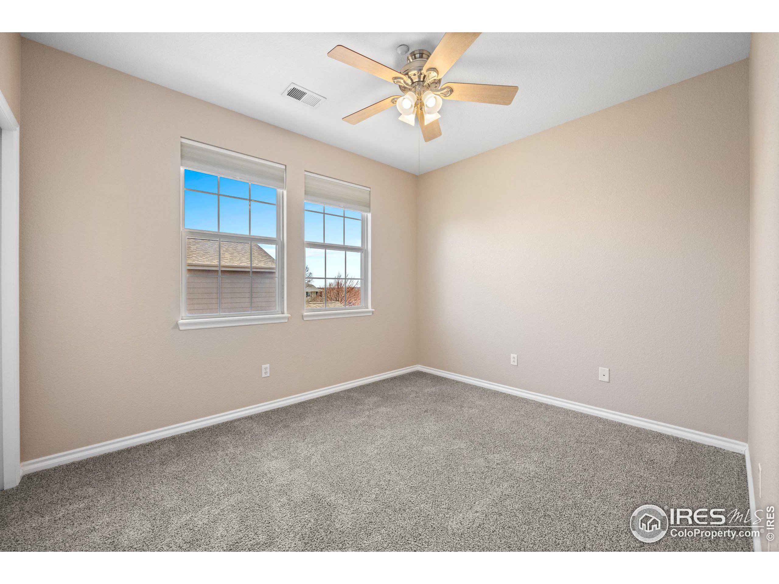 3307 Molly Ln