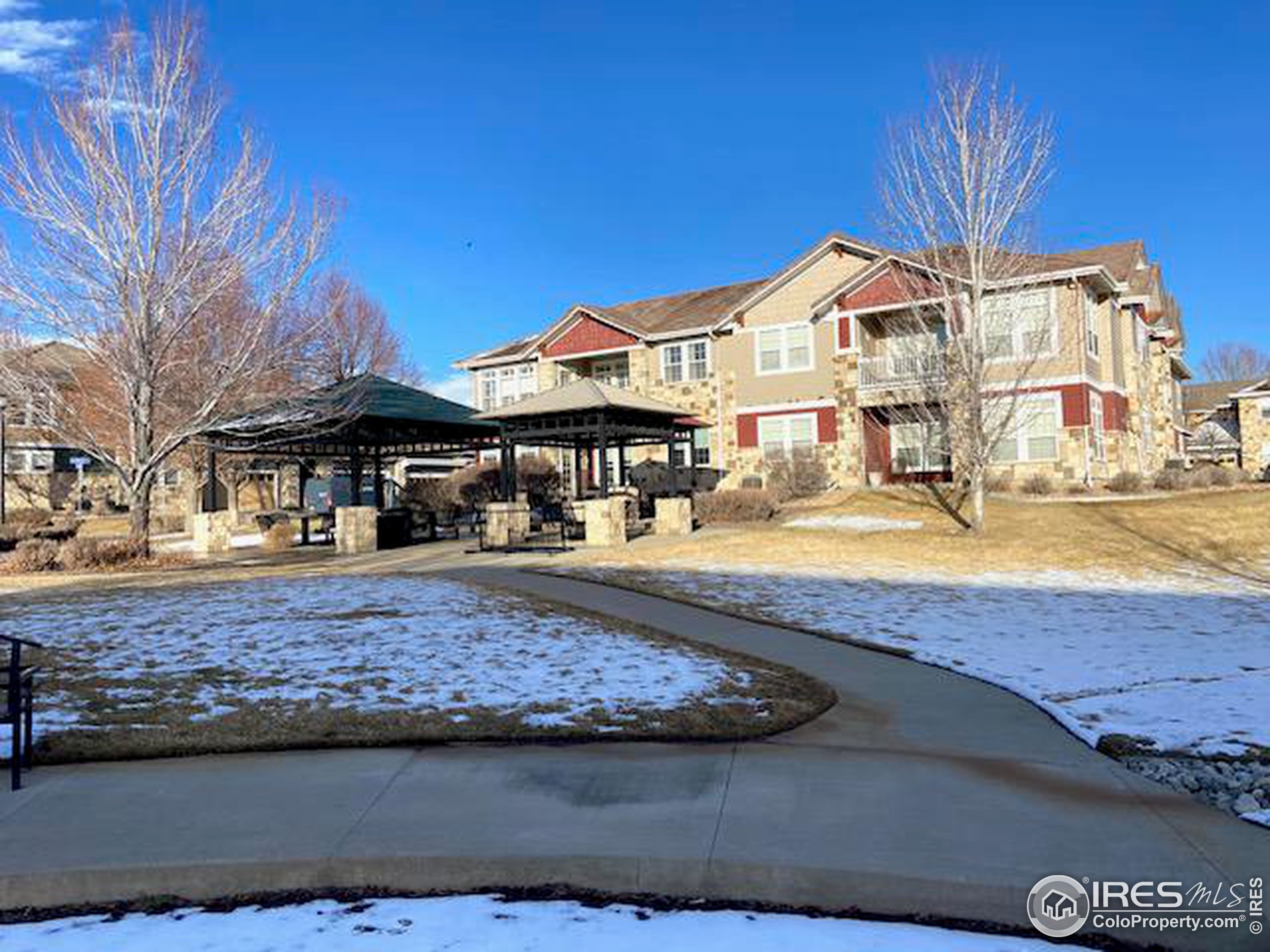 3307 Molly Ln