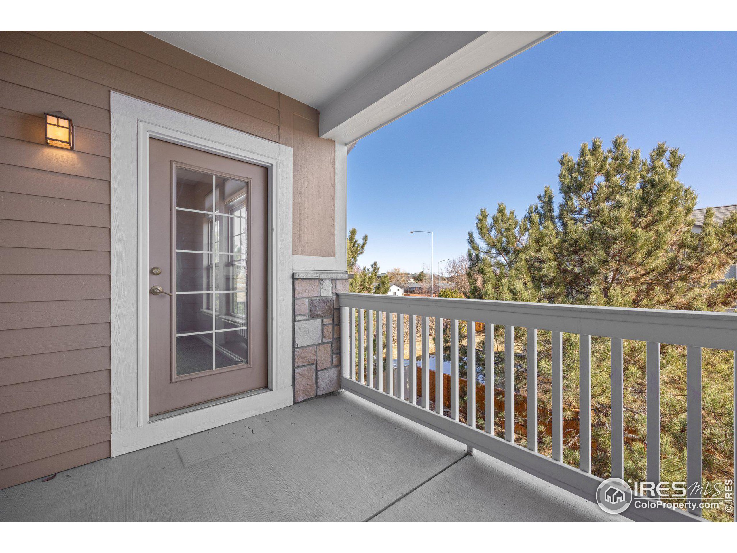 3307 Molly Ln