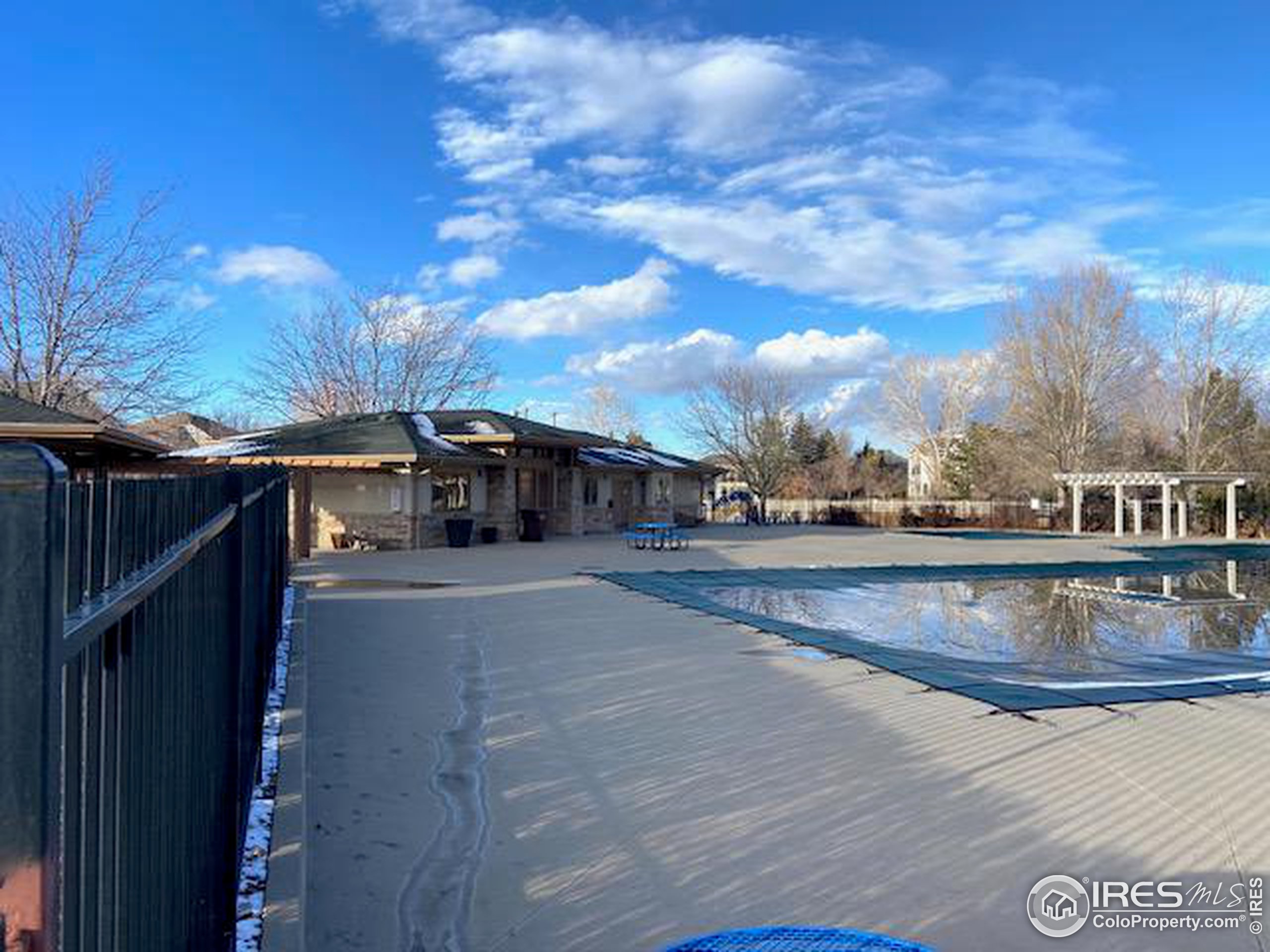 3307 Molly Ln