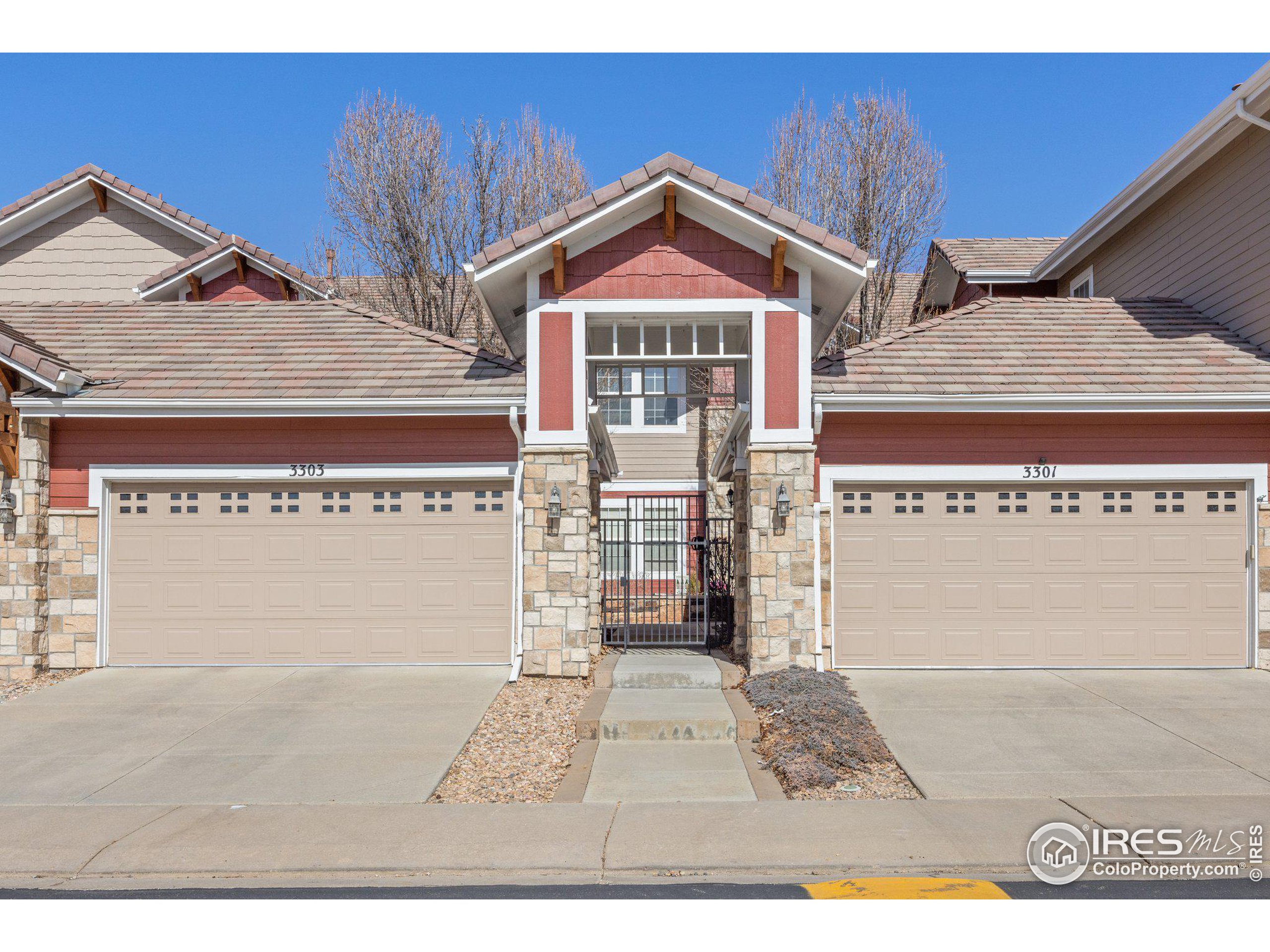 3307 Molly Ln