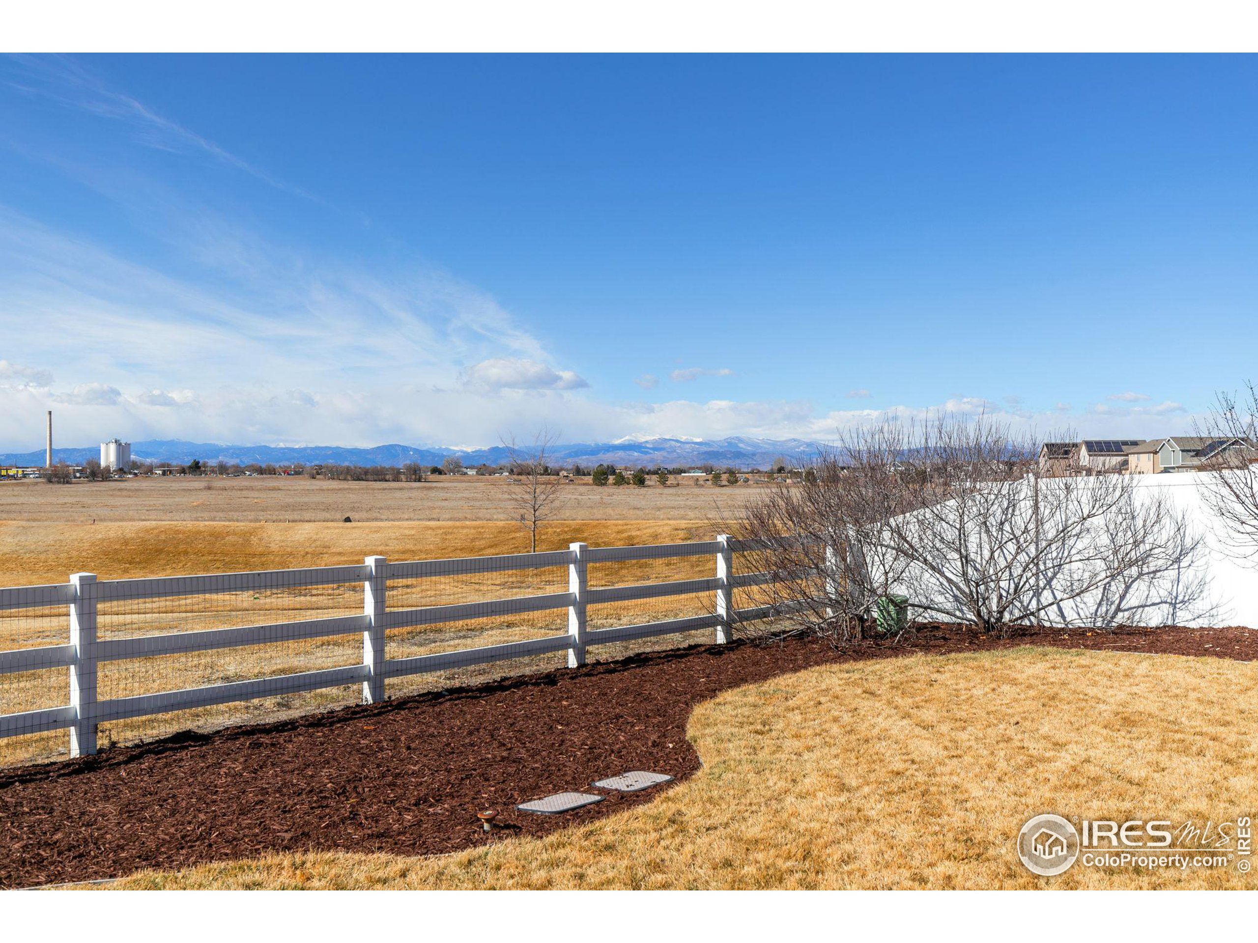 262 Pinebrook Ct