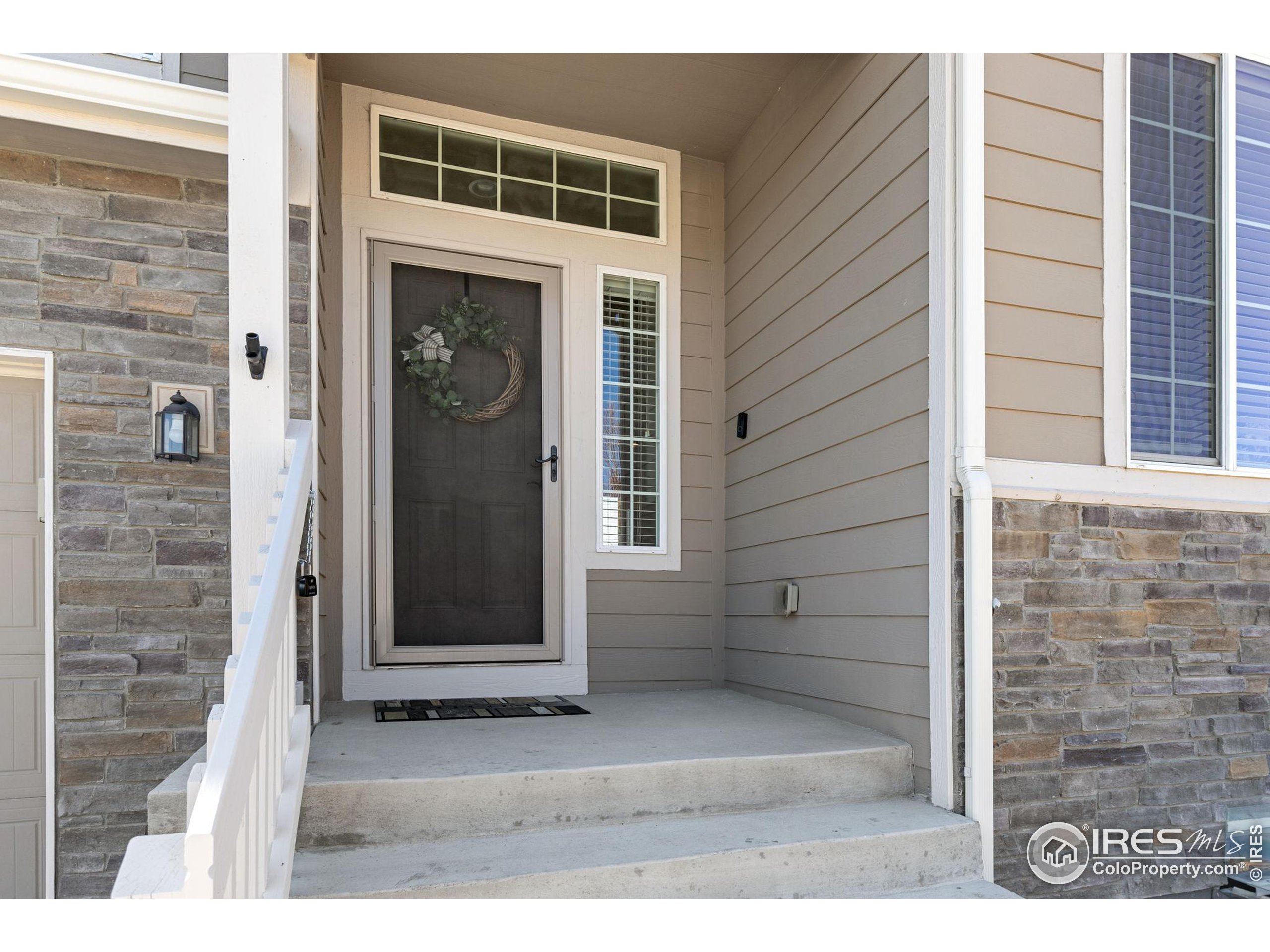 262 Pinebrook Ct