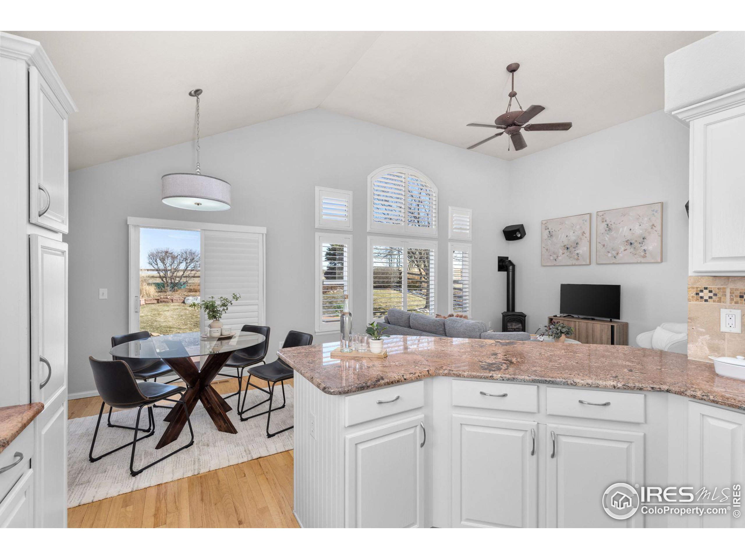 2383 Dogwood Cir