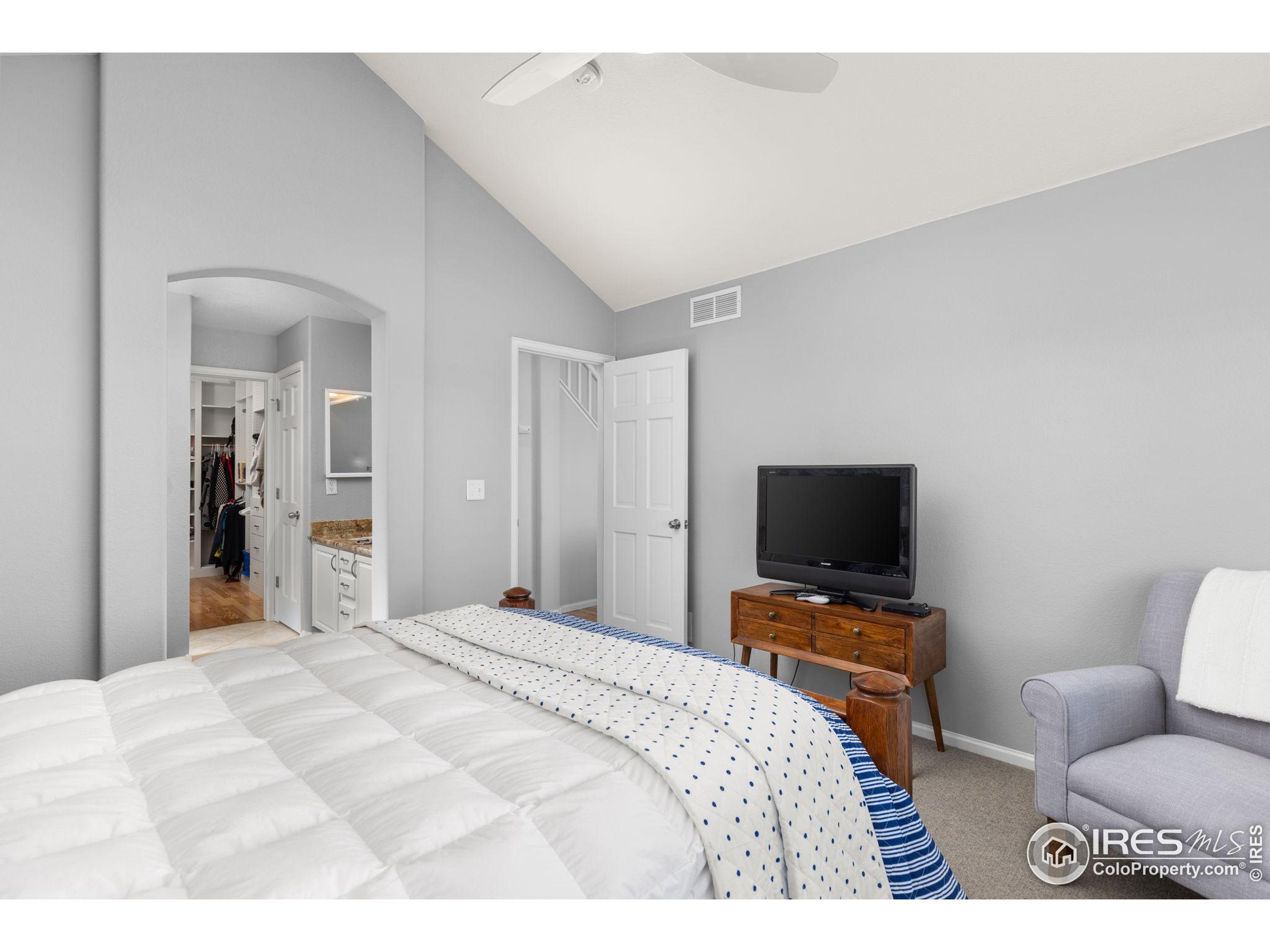 2383 Dogwood Cir