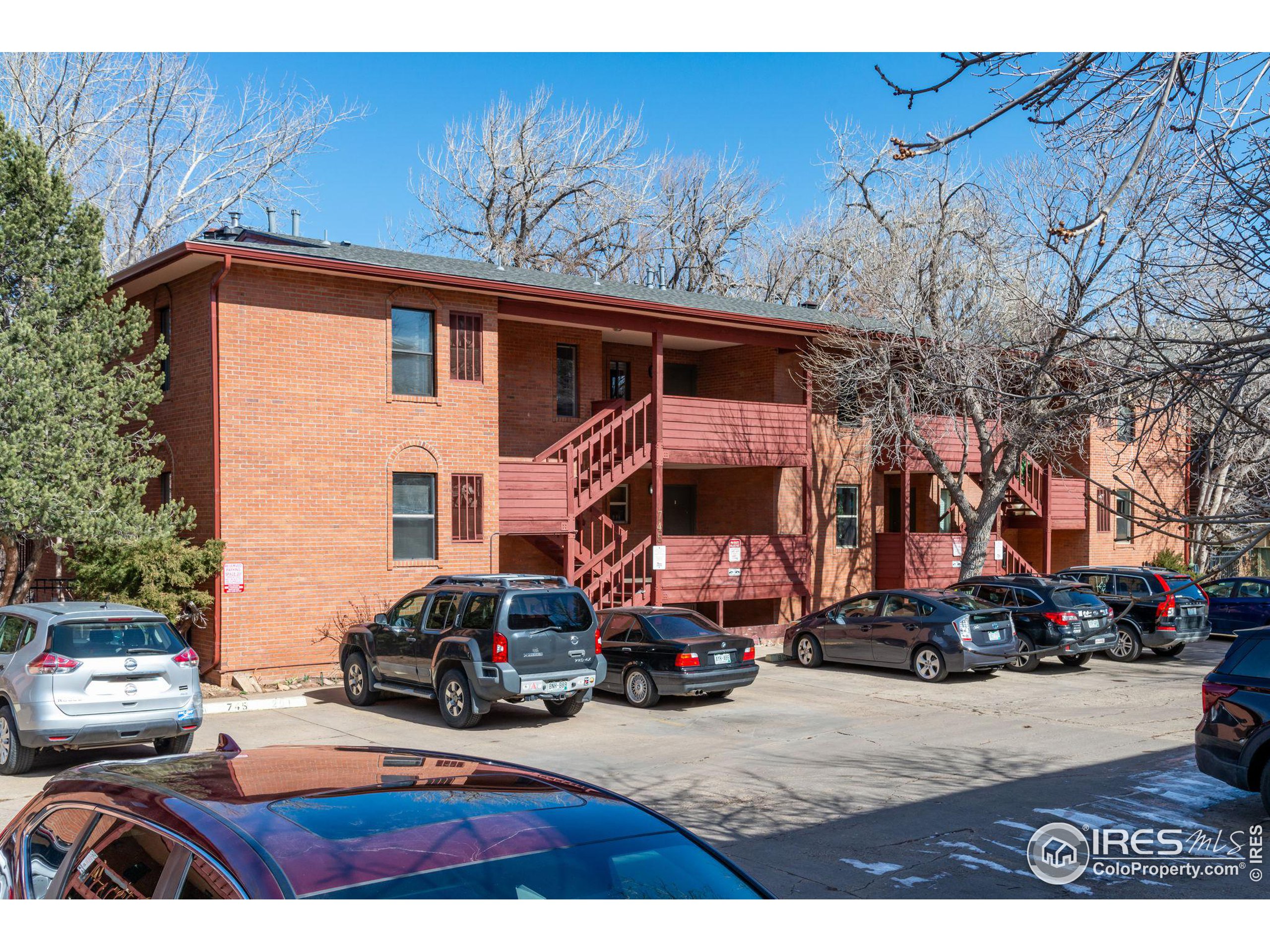 745 Arapahoe Ave 302