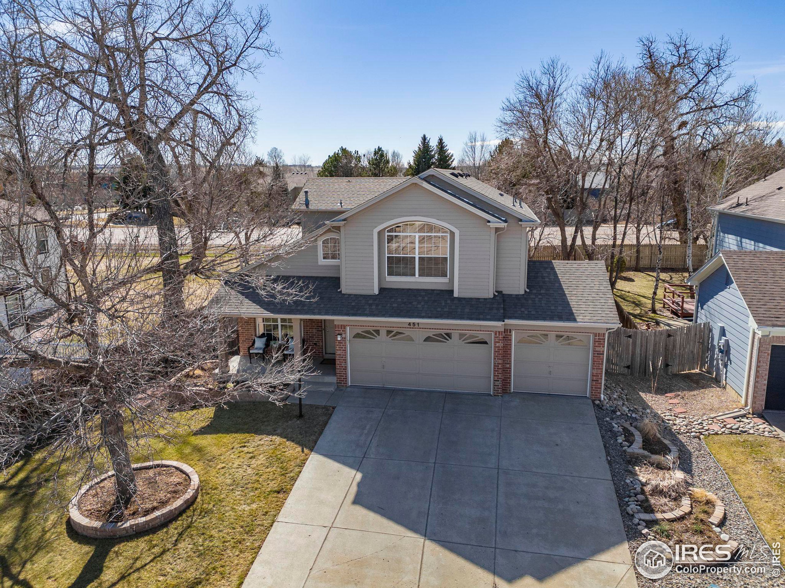 451 Pinewood Cir