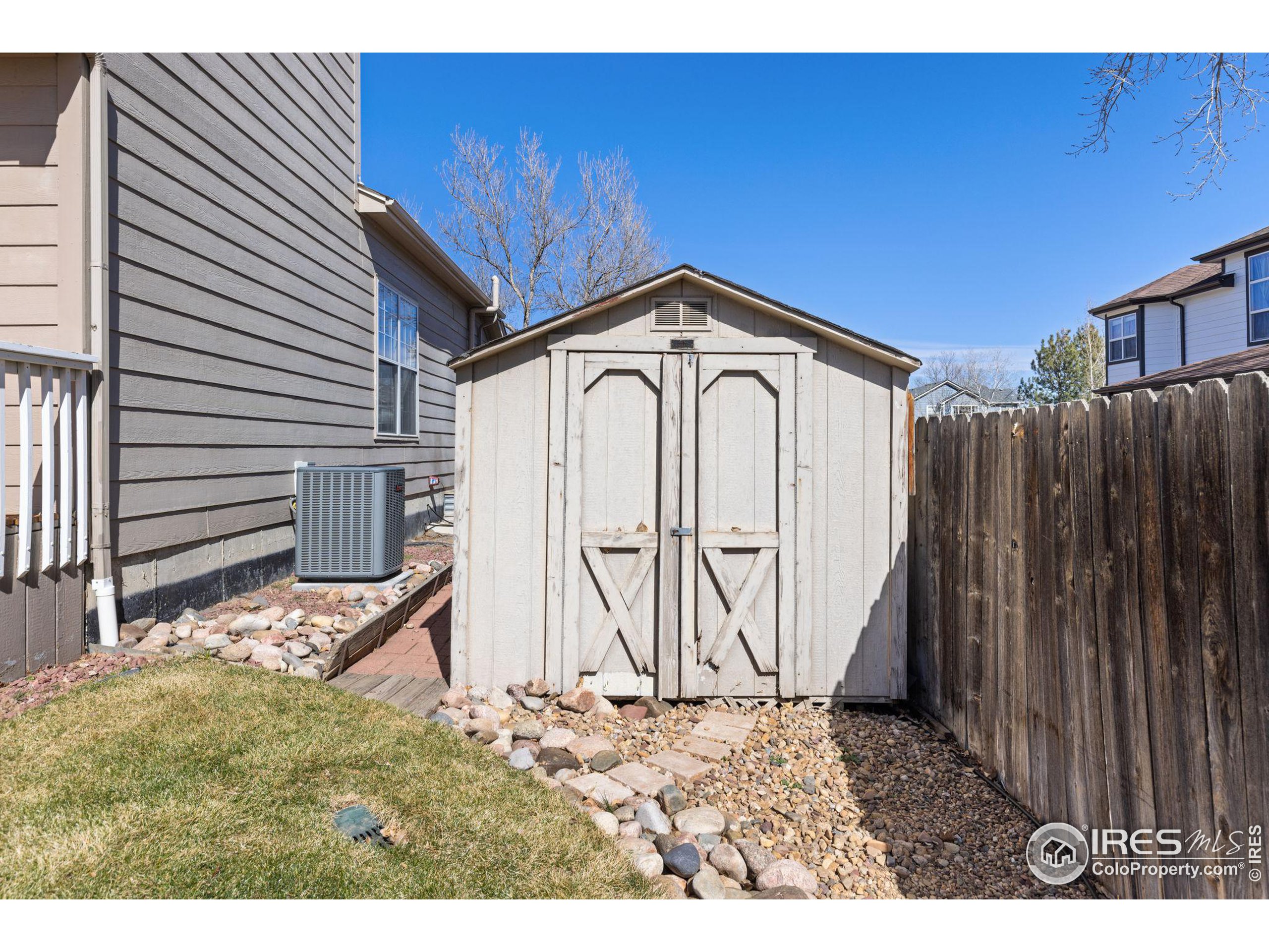451 Pinewood Cir