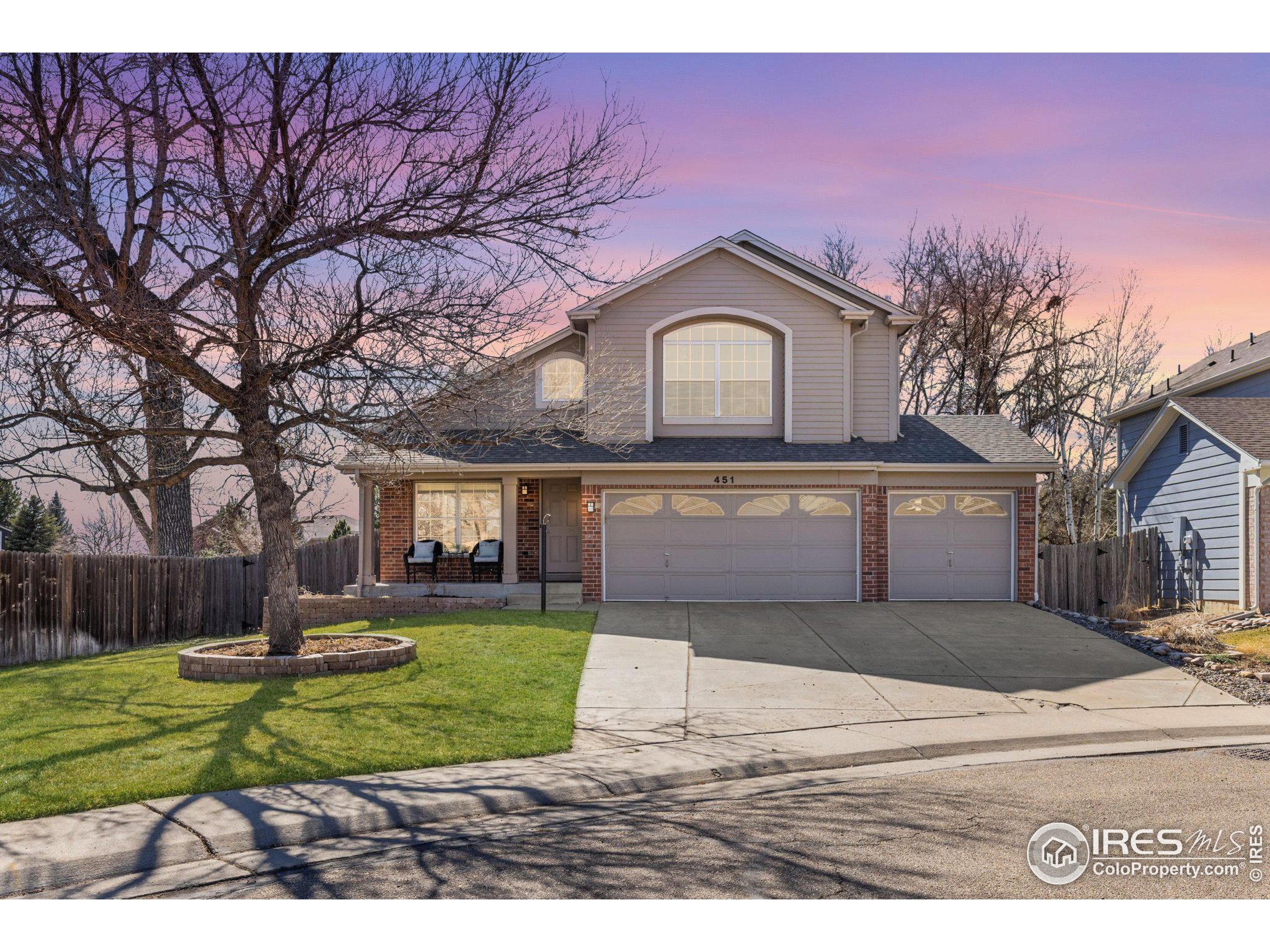 451 Pinewood Cir