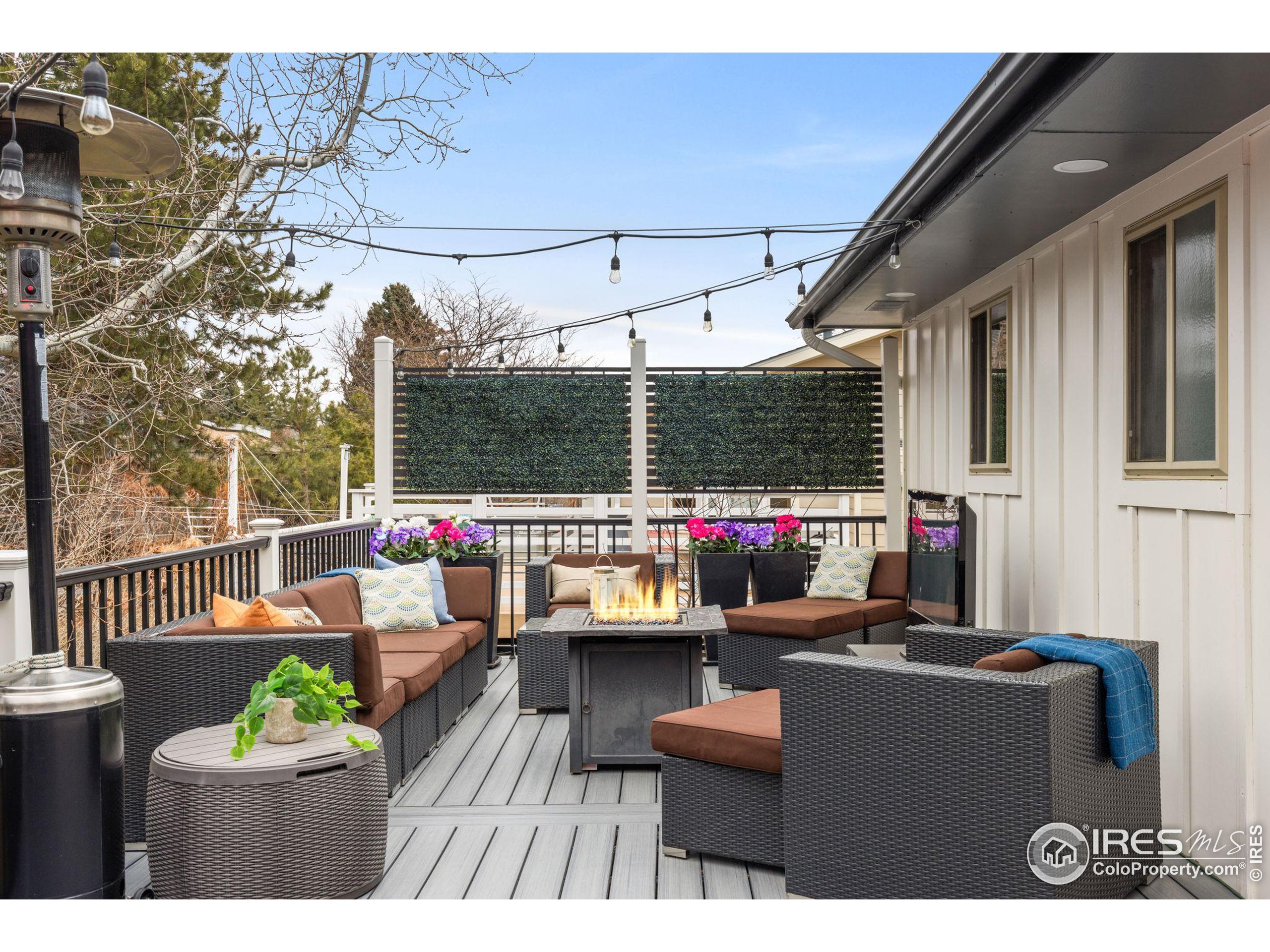2355 Hillsdale Way