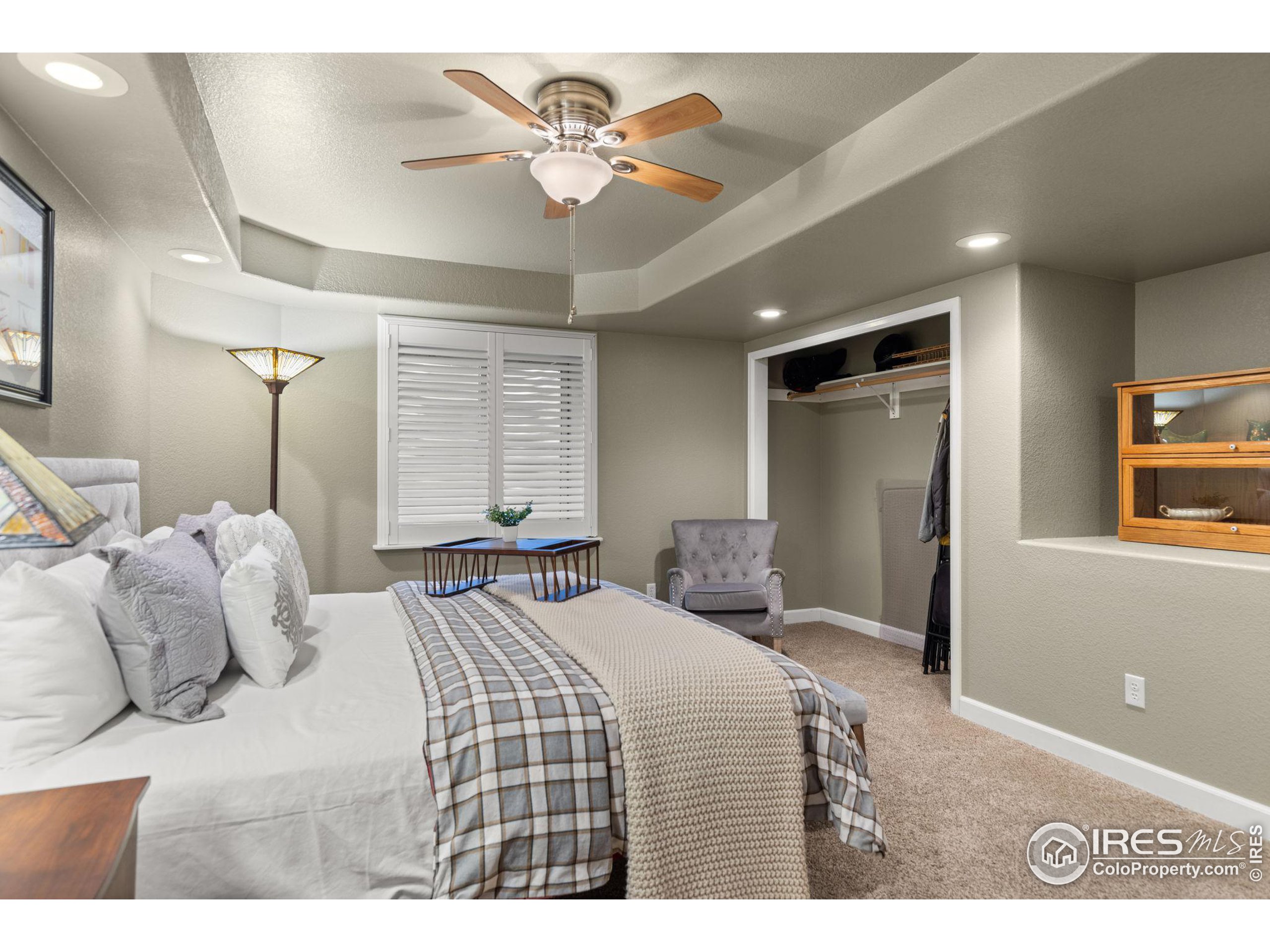8878 Longs Peak Cir