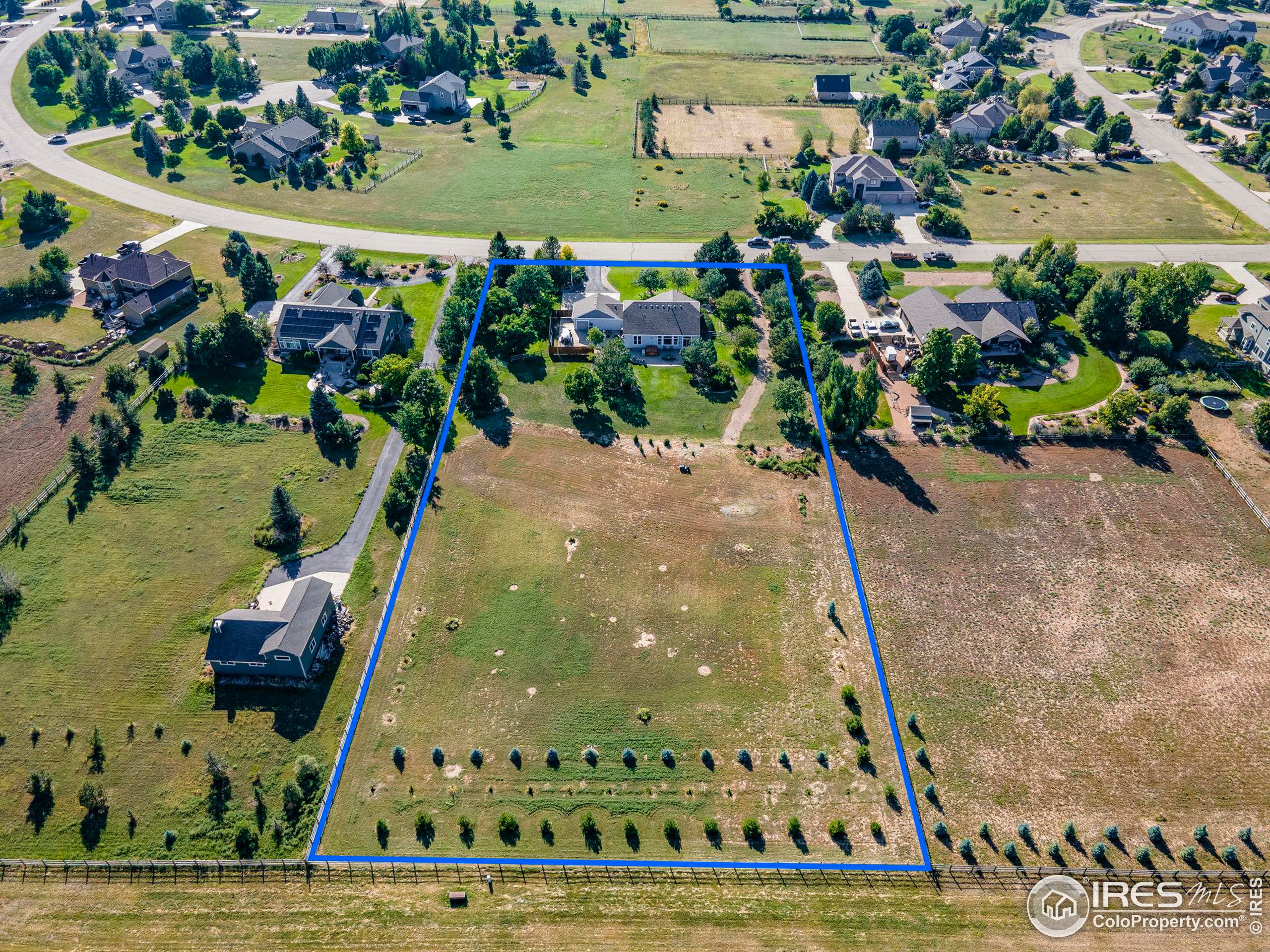 8878 Longs Peak Cir