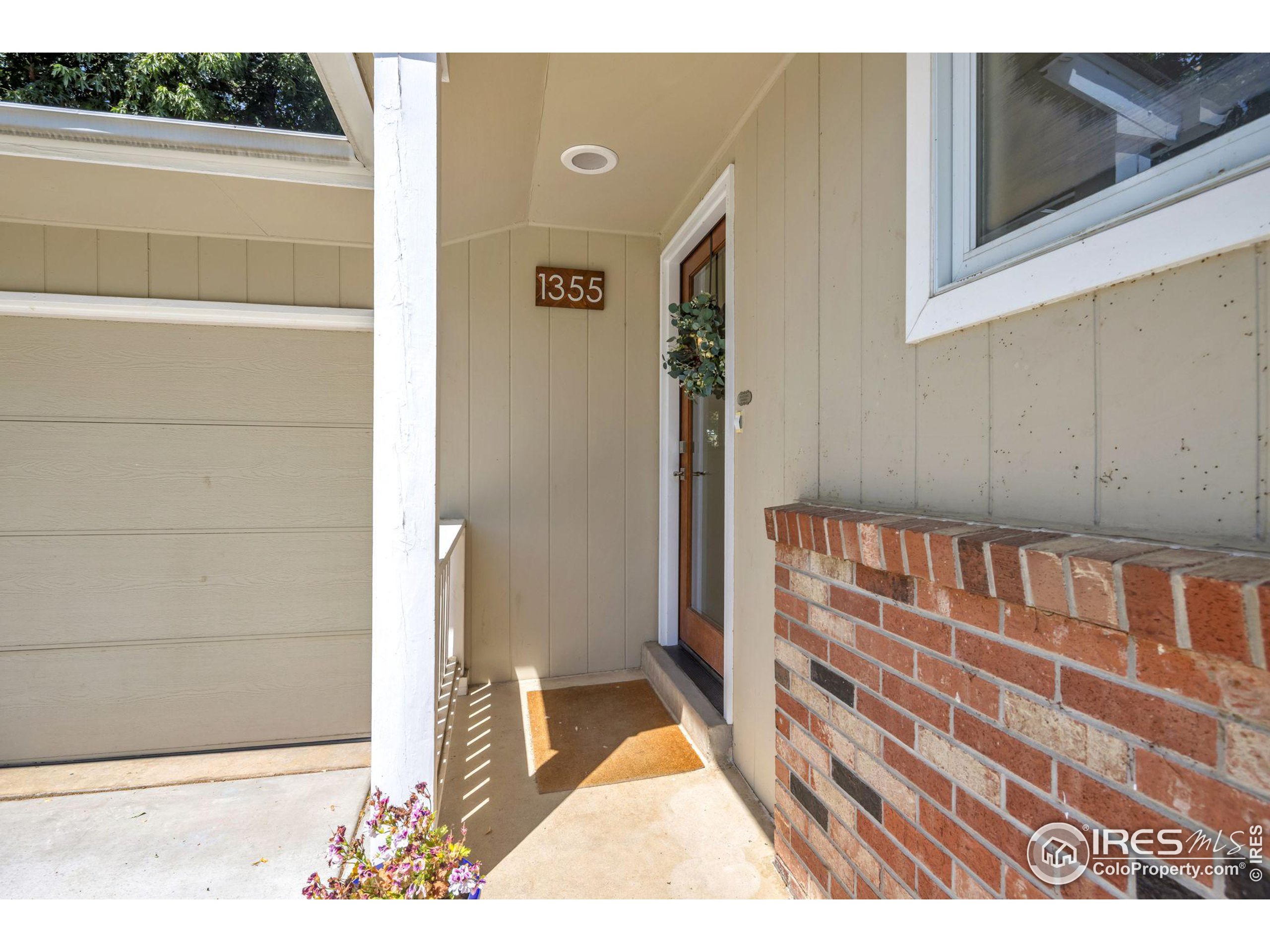 1355 Ithaca Dr