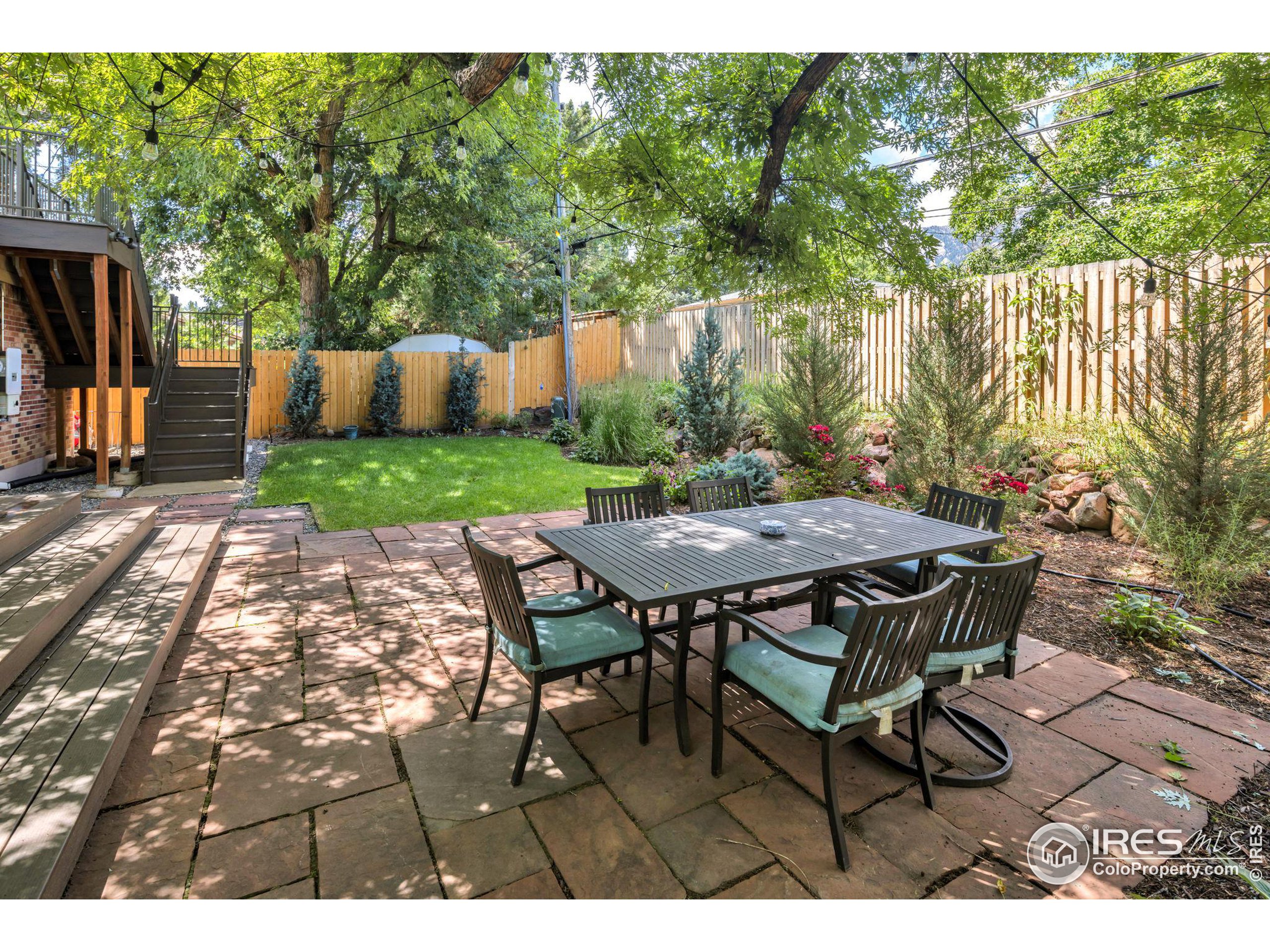 1355 Ithaca Dr