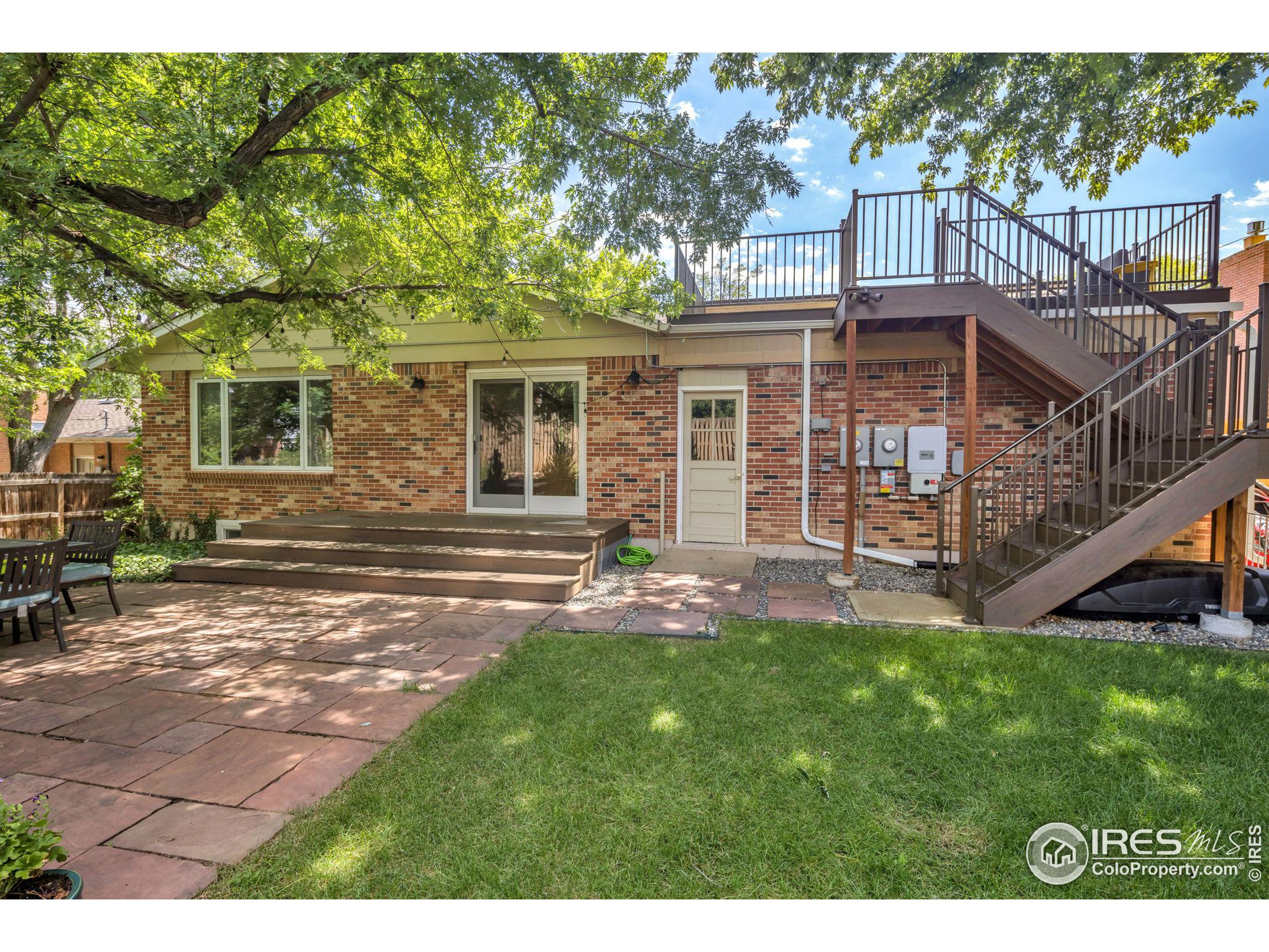 1355 Ithaca Dr