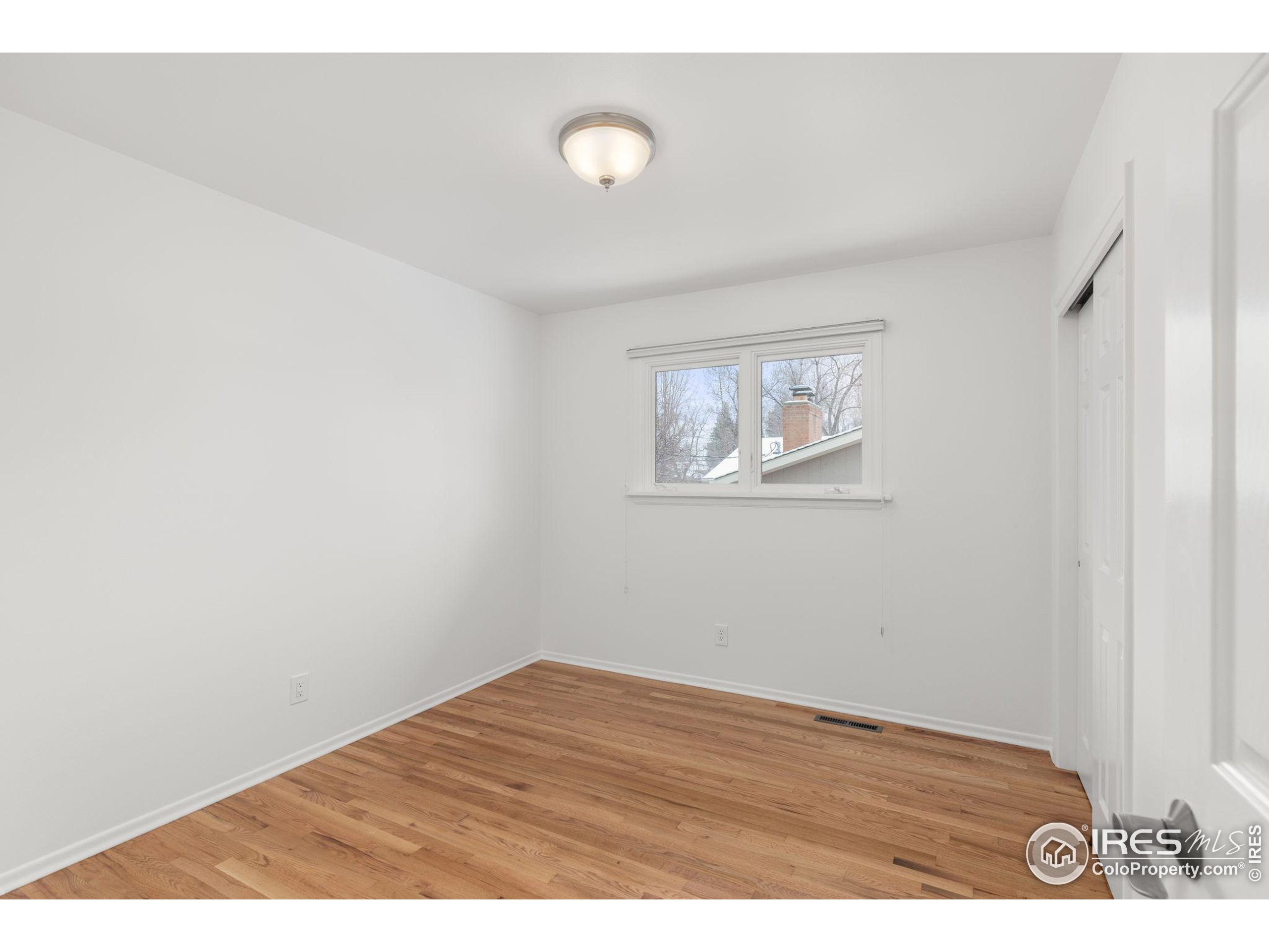 1355 Ithaca Dr
