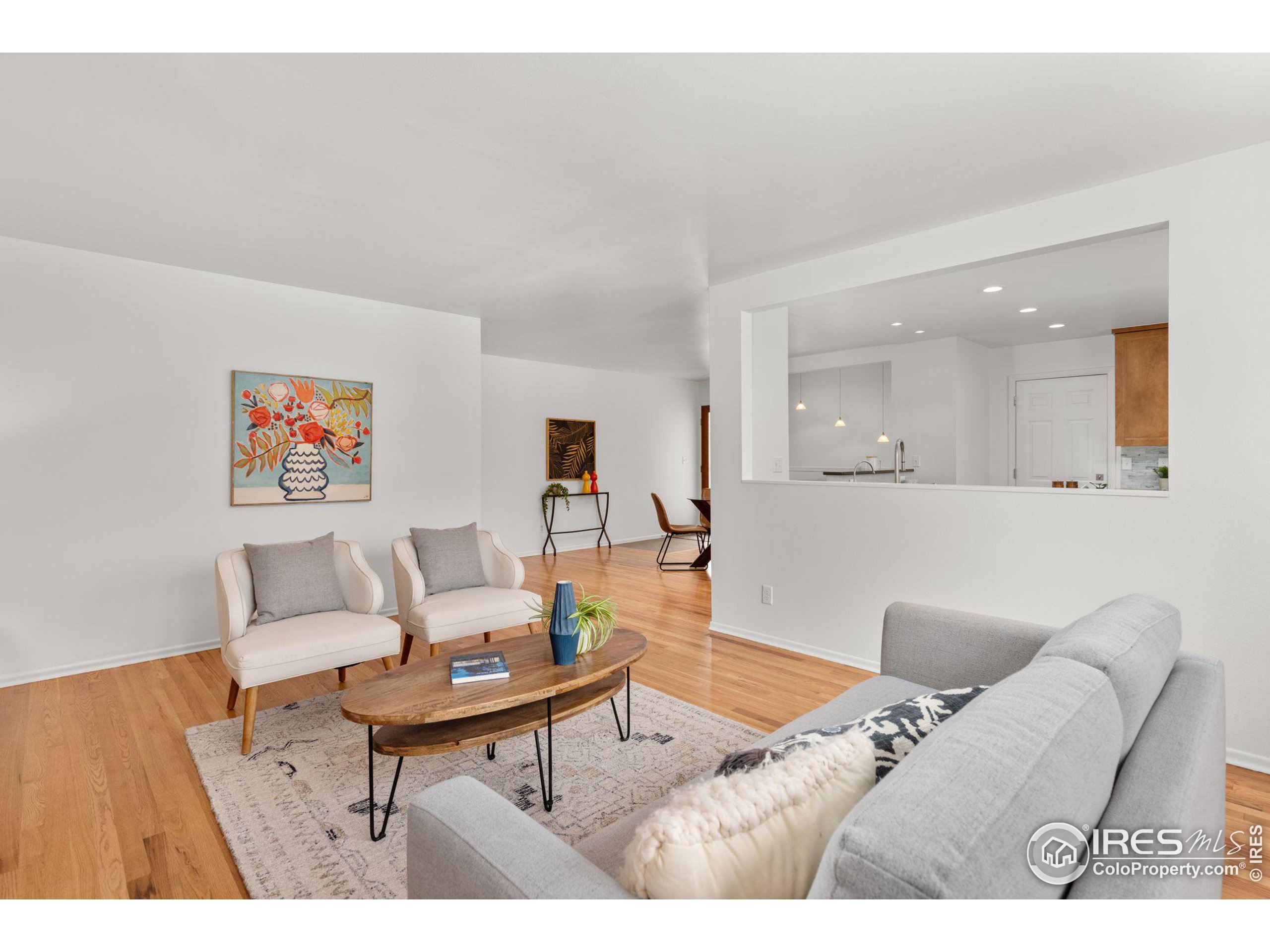 1355 Ithaca Dr