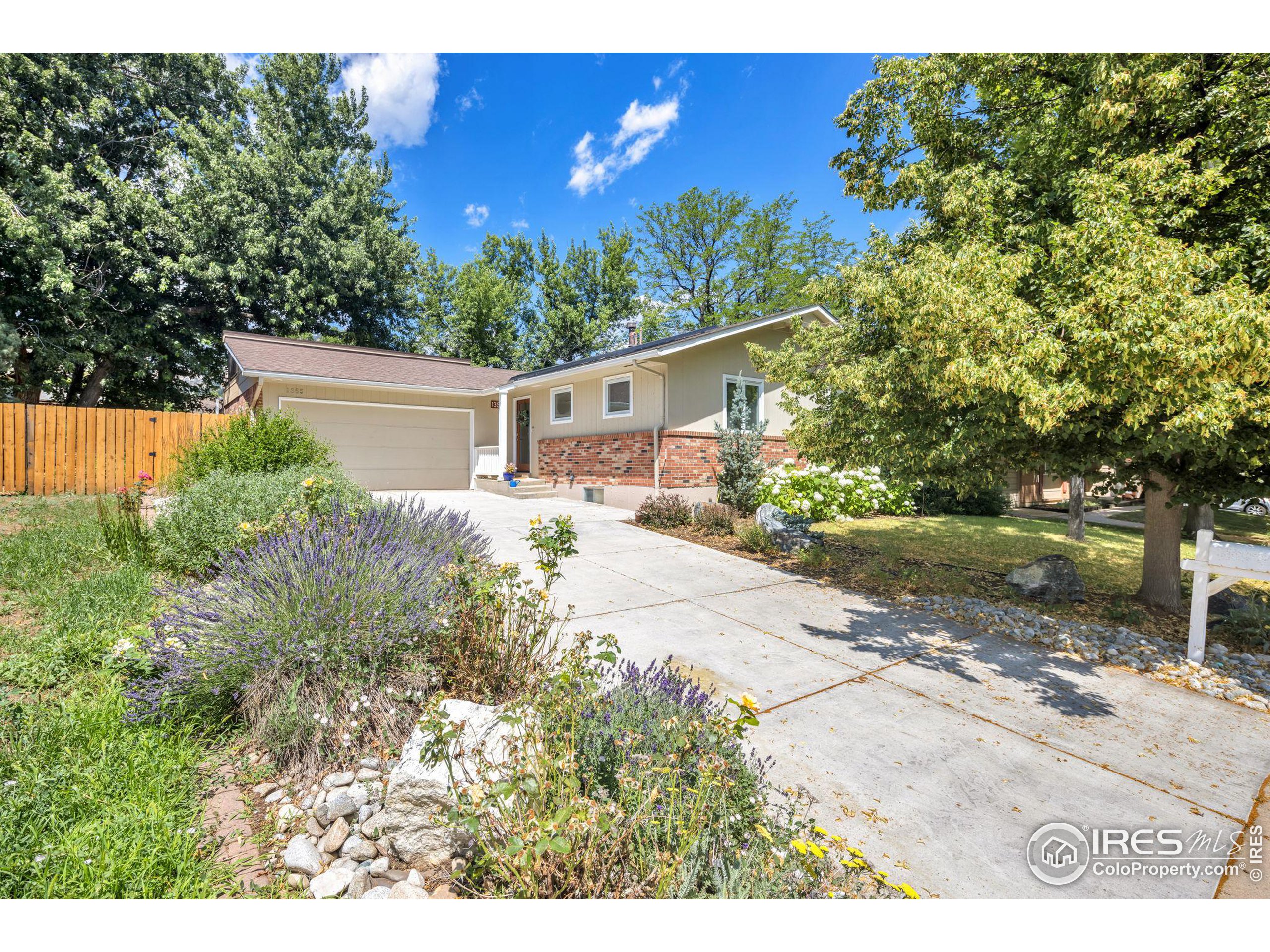 1355 Ithaca Dr