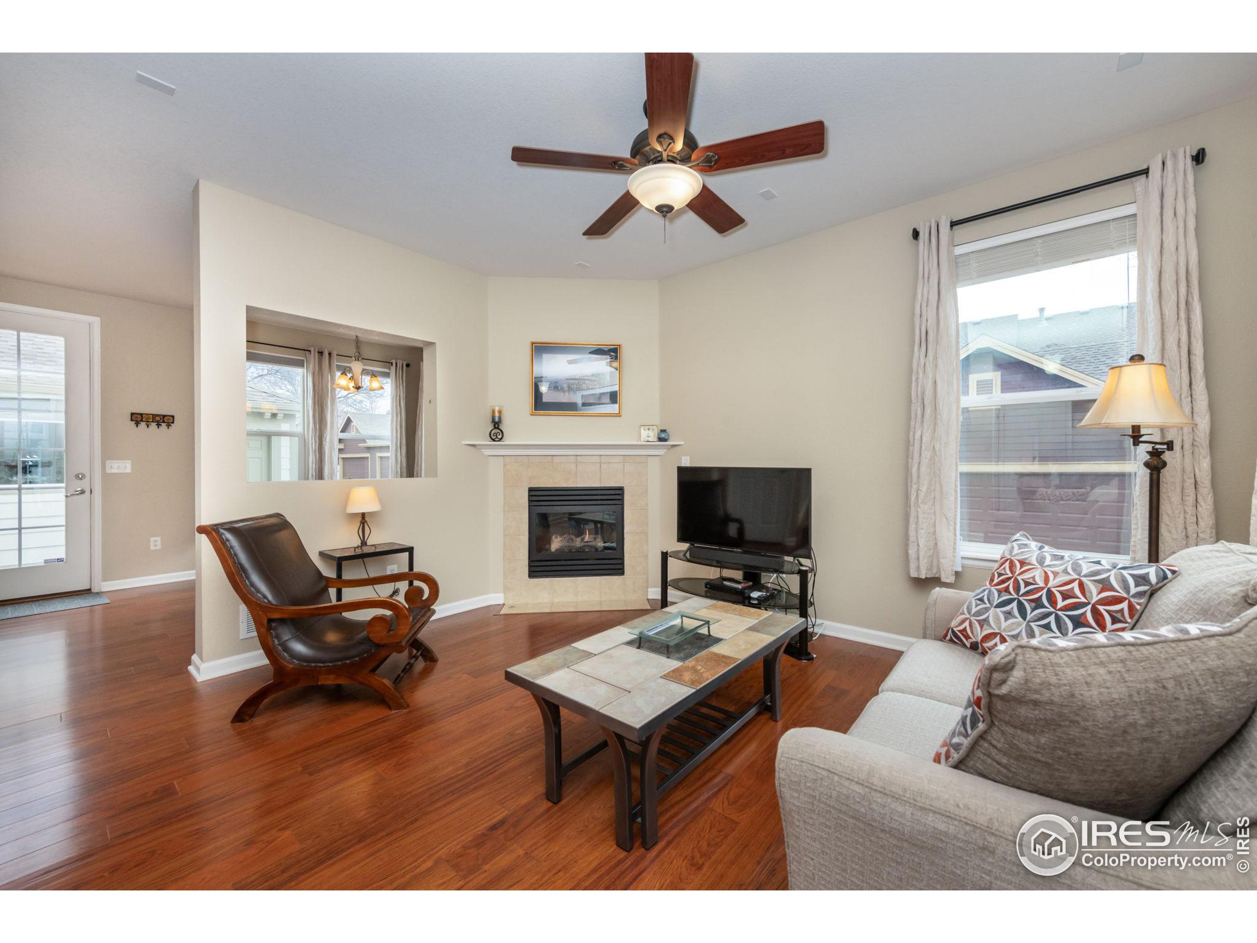579 Casper Dr