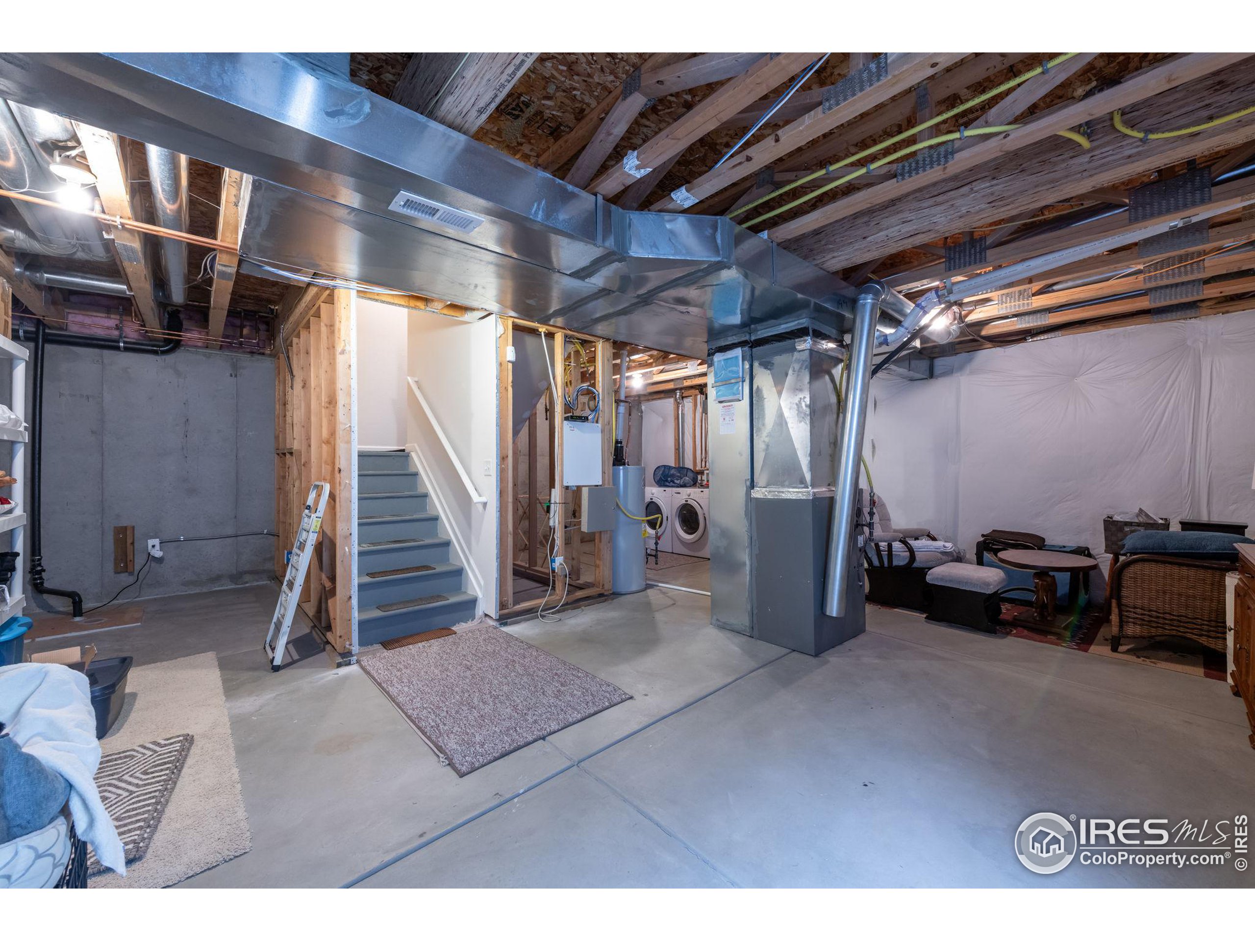 579 Casper Dr