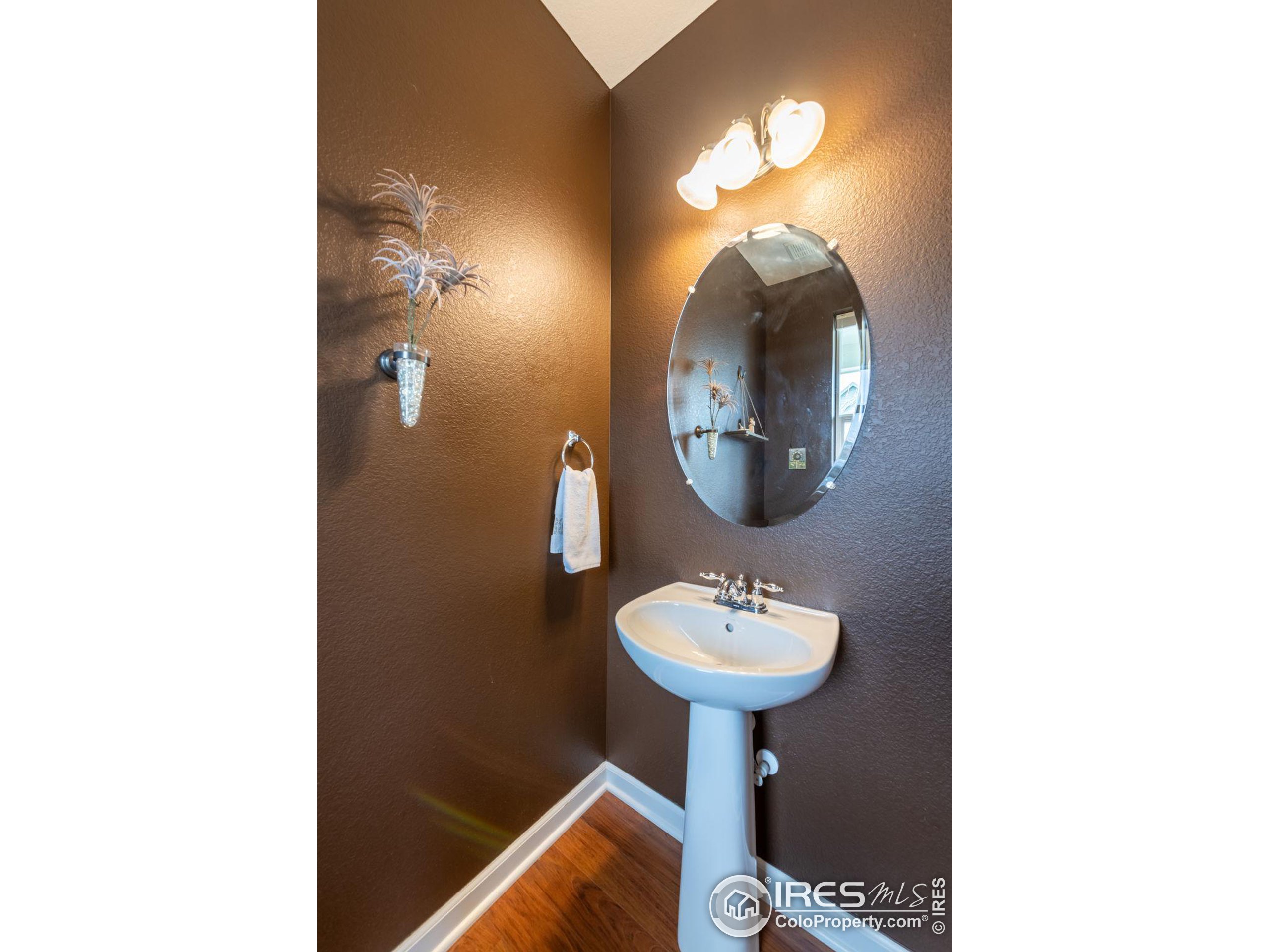 579 Casper Dr