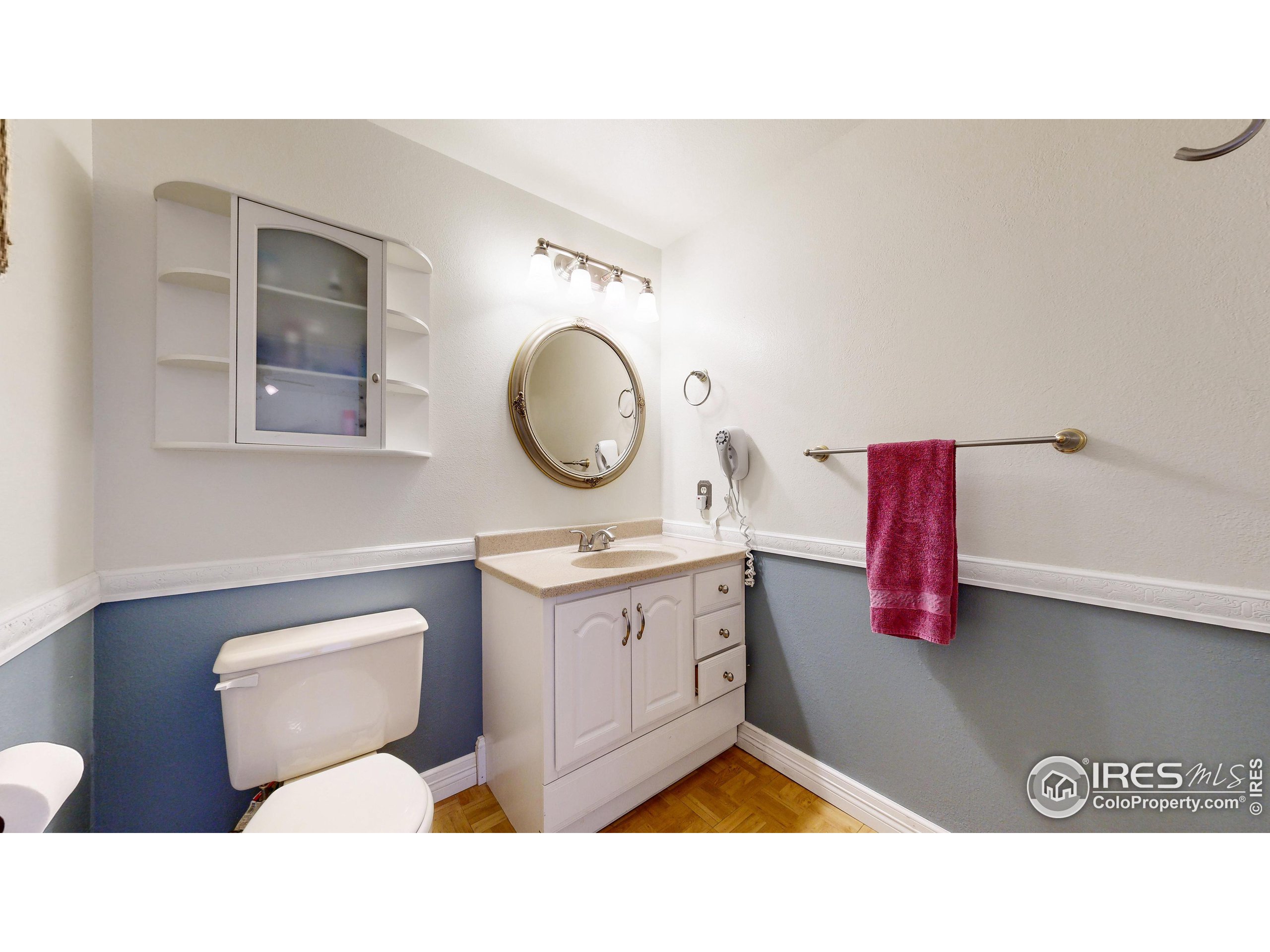 367 Hawthorn Dr