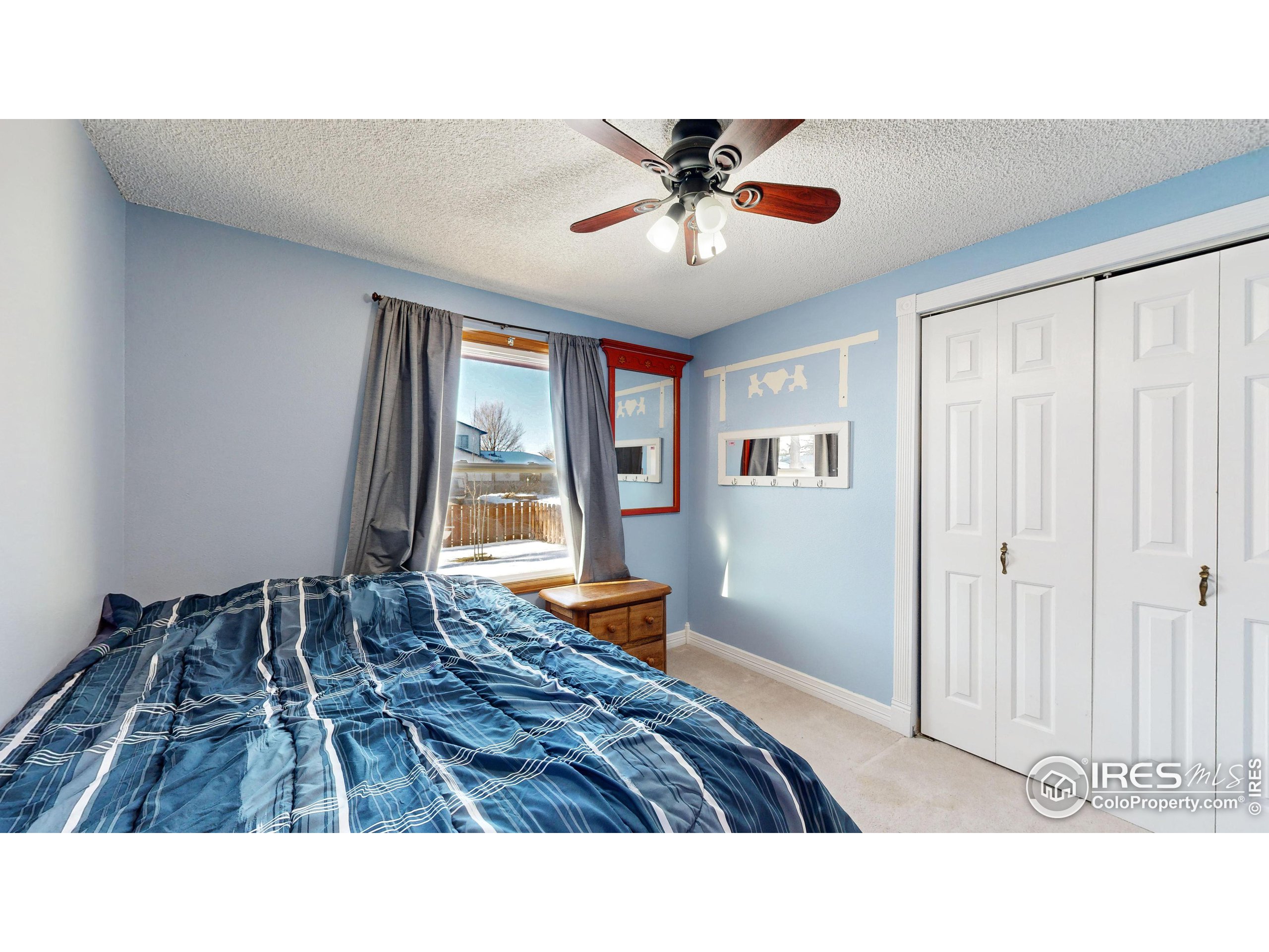 367 Hawthorn Dr