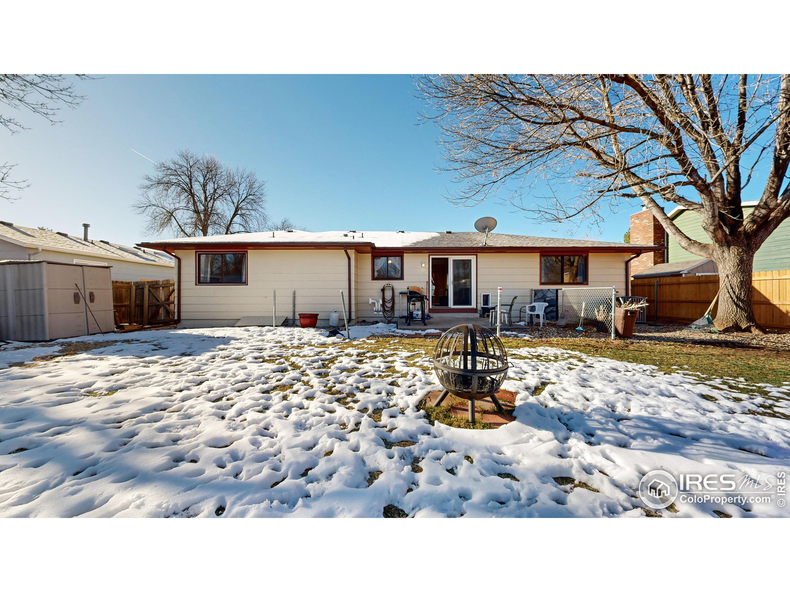 367 Hawthorn Dr