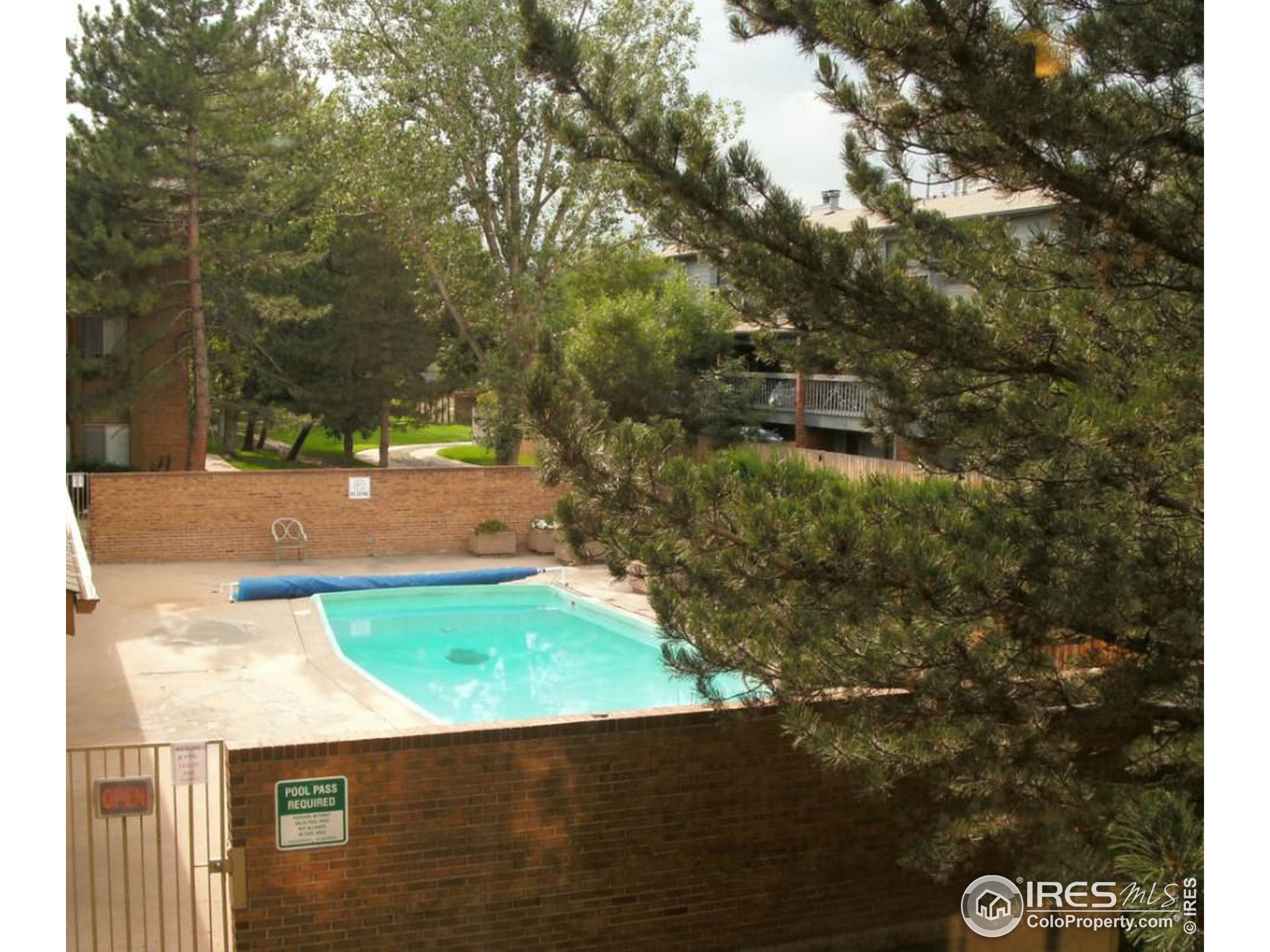 3383 Madison Ave W-227