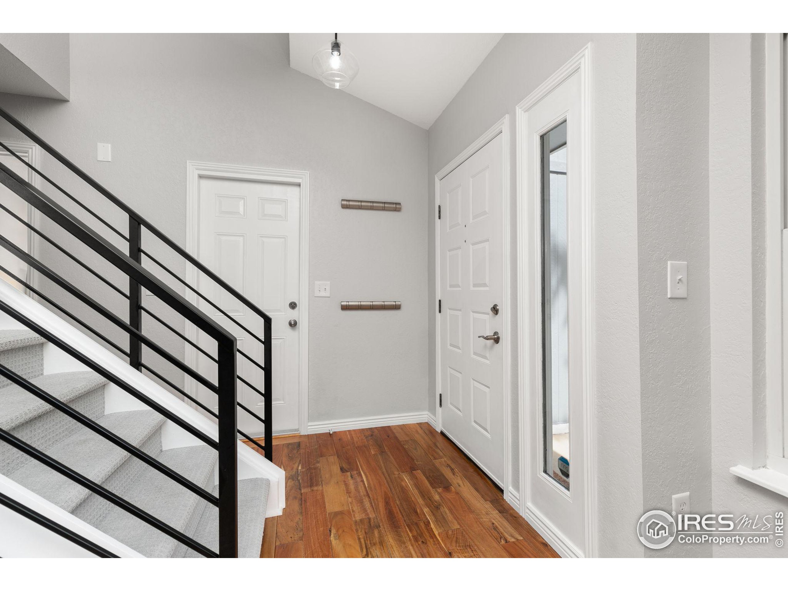 1285 Taurus Cir
