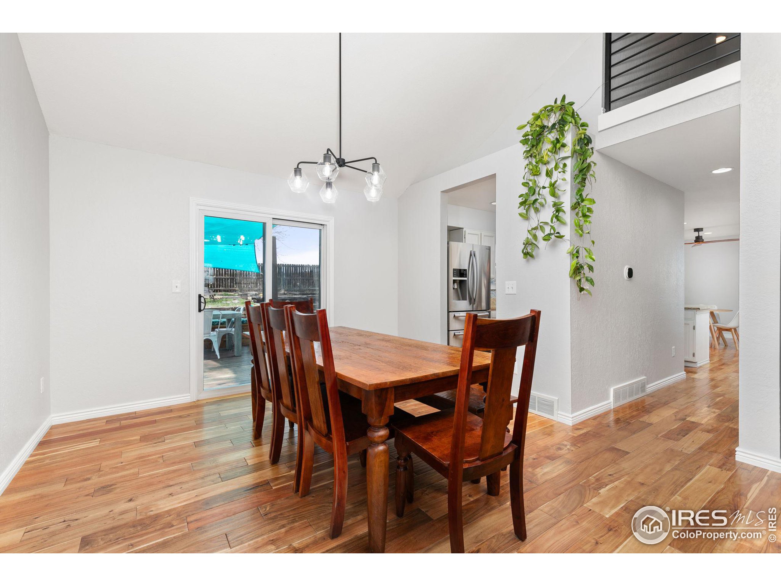 1285 Taurus Cir
