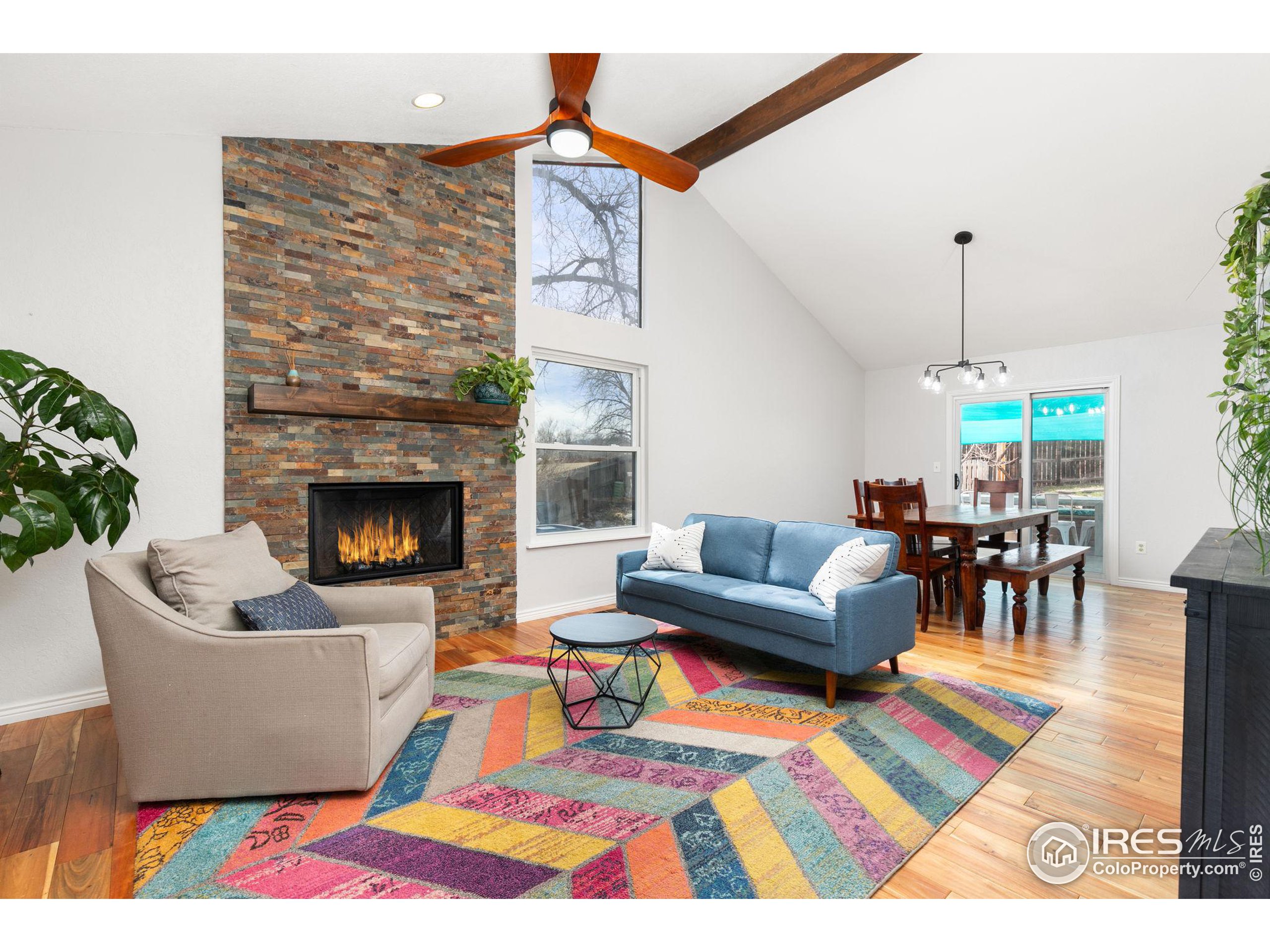 1285 Taurus Cir