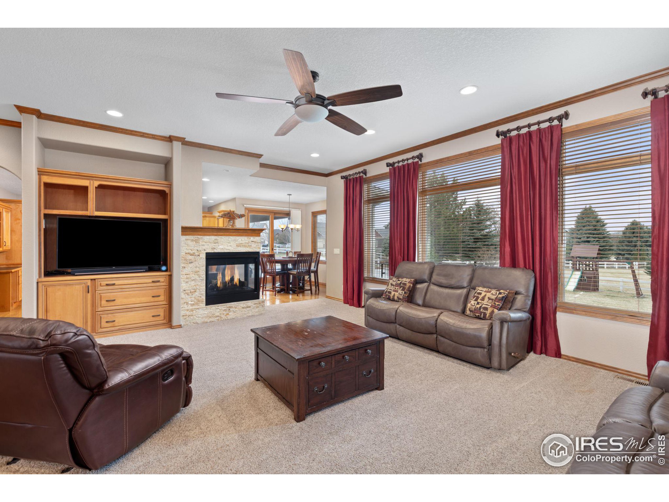 8175 Admiral Dr